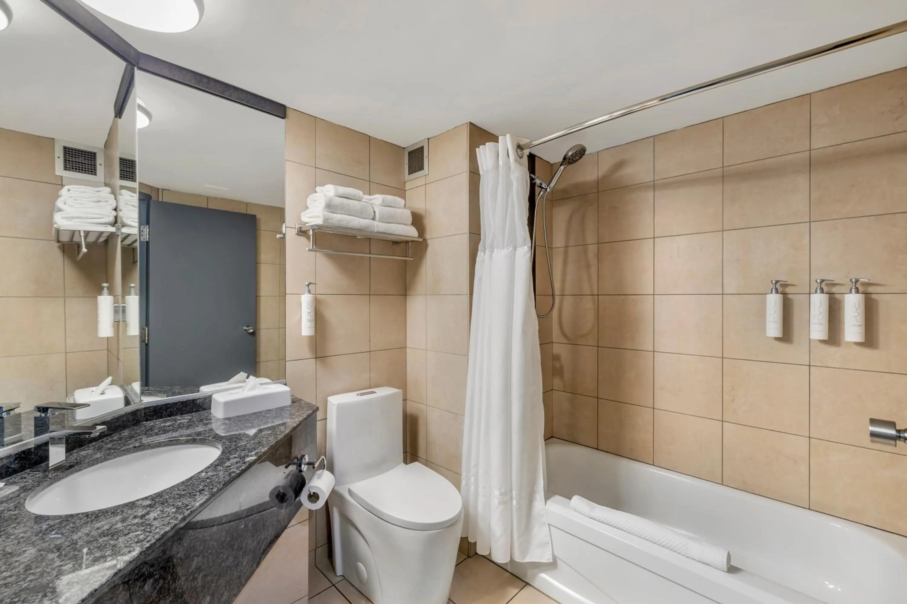 Bathroom in Hotel Quartier, an Ascend Collection Hotel
