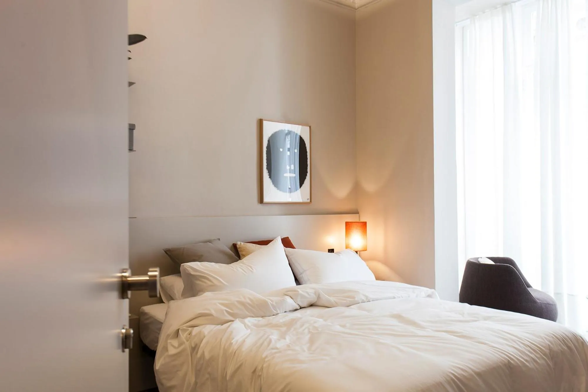 Bed in DestinationBCN - Universitat Rooms