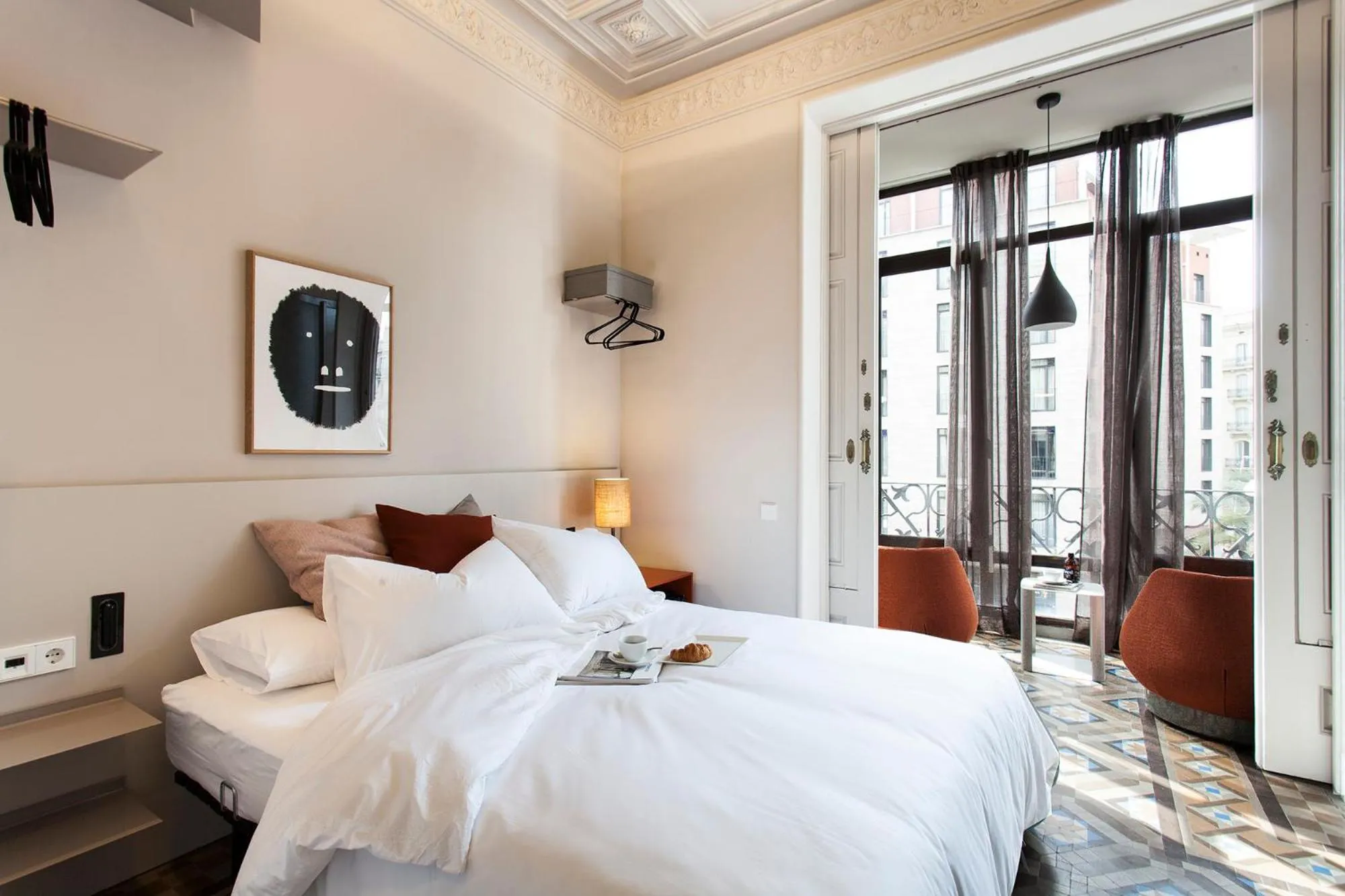 Bed in DestinationBCN - Universitat Rooms