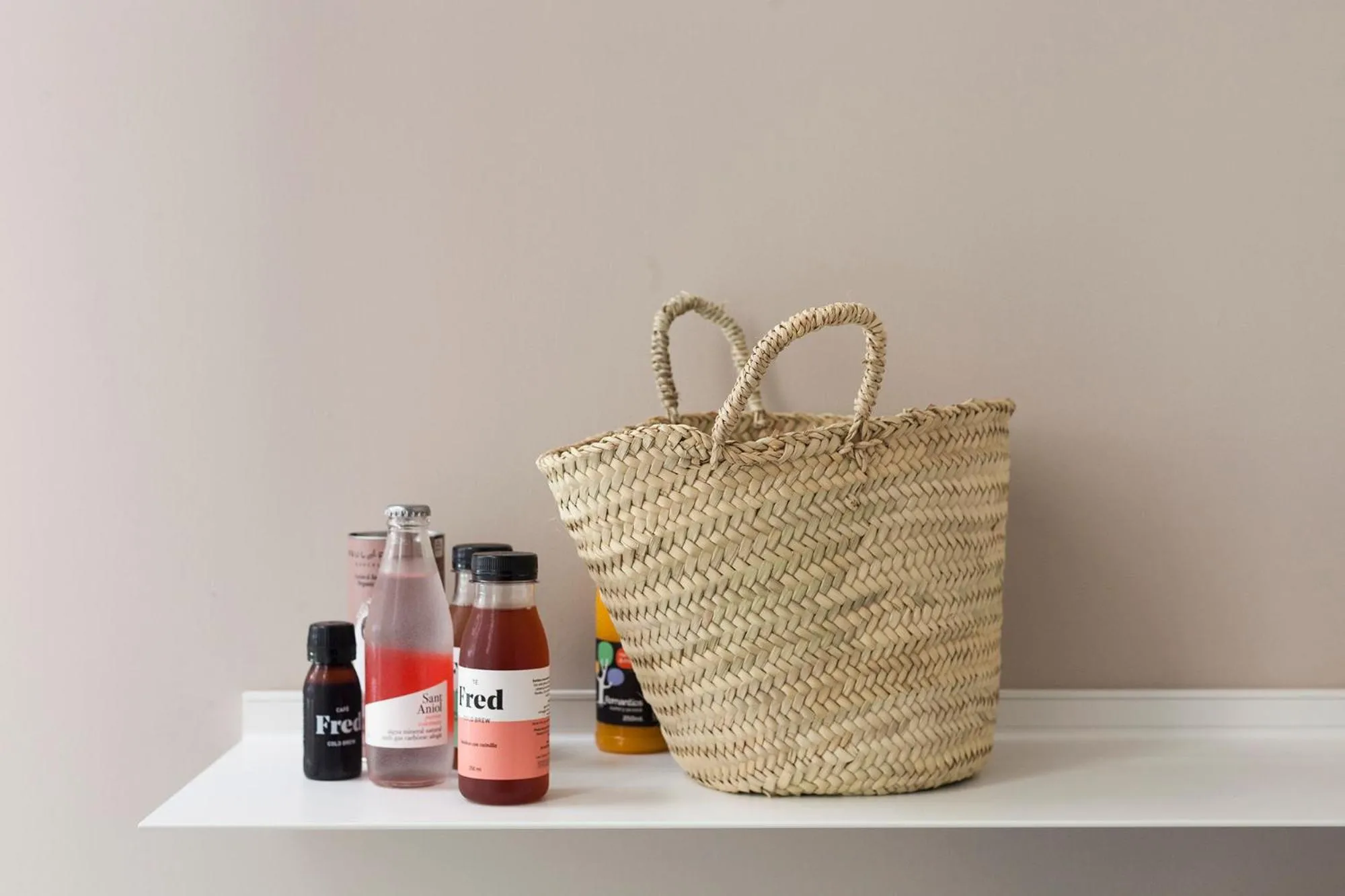 oven in DestinationBCN - Universitat Rooms