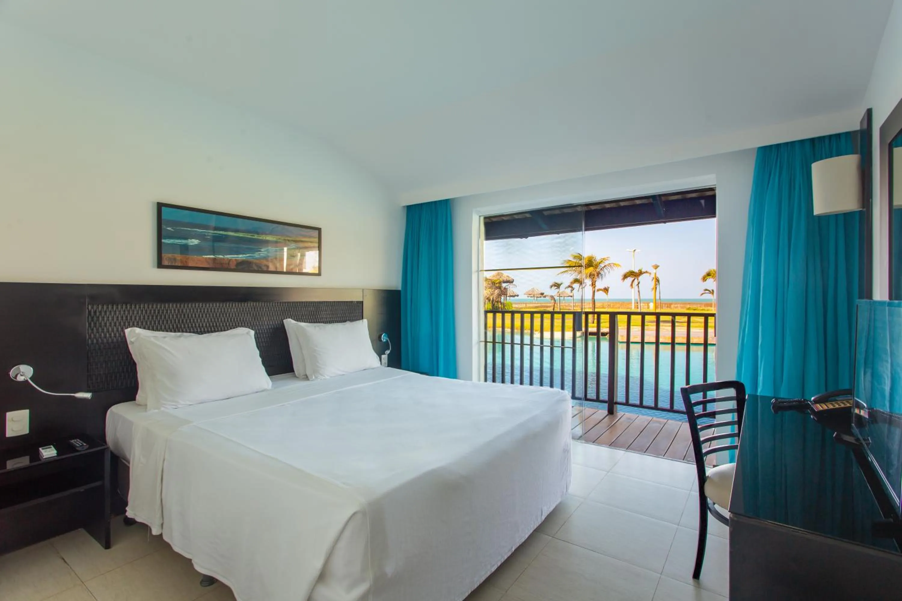 Bed in Dom Pedro Laguna Beach Resort & Golf by WAM Experience