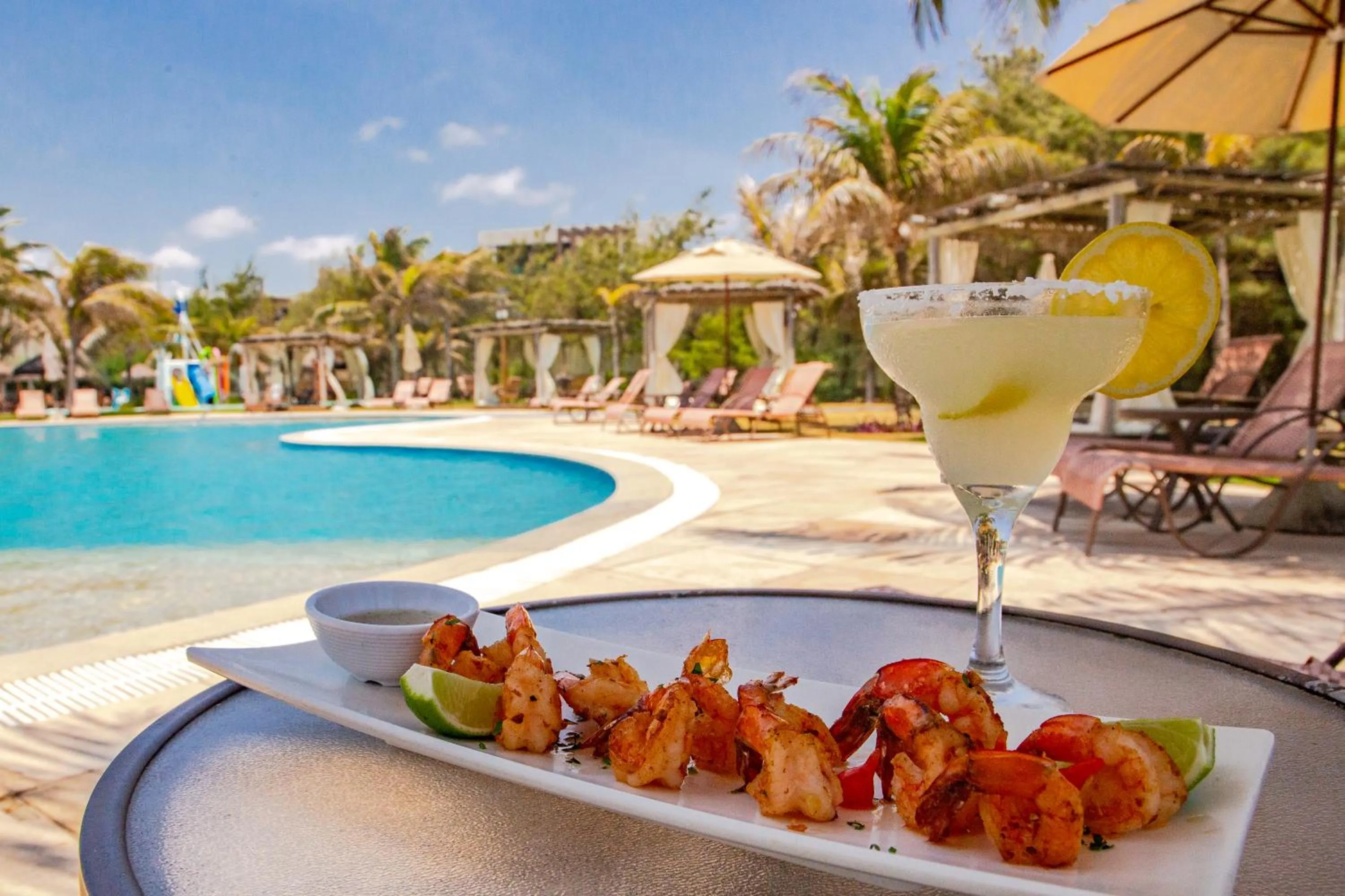 Swimming pool in Dom Pedro Laguna Beach Resort & Golf by WAM Experience