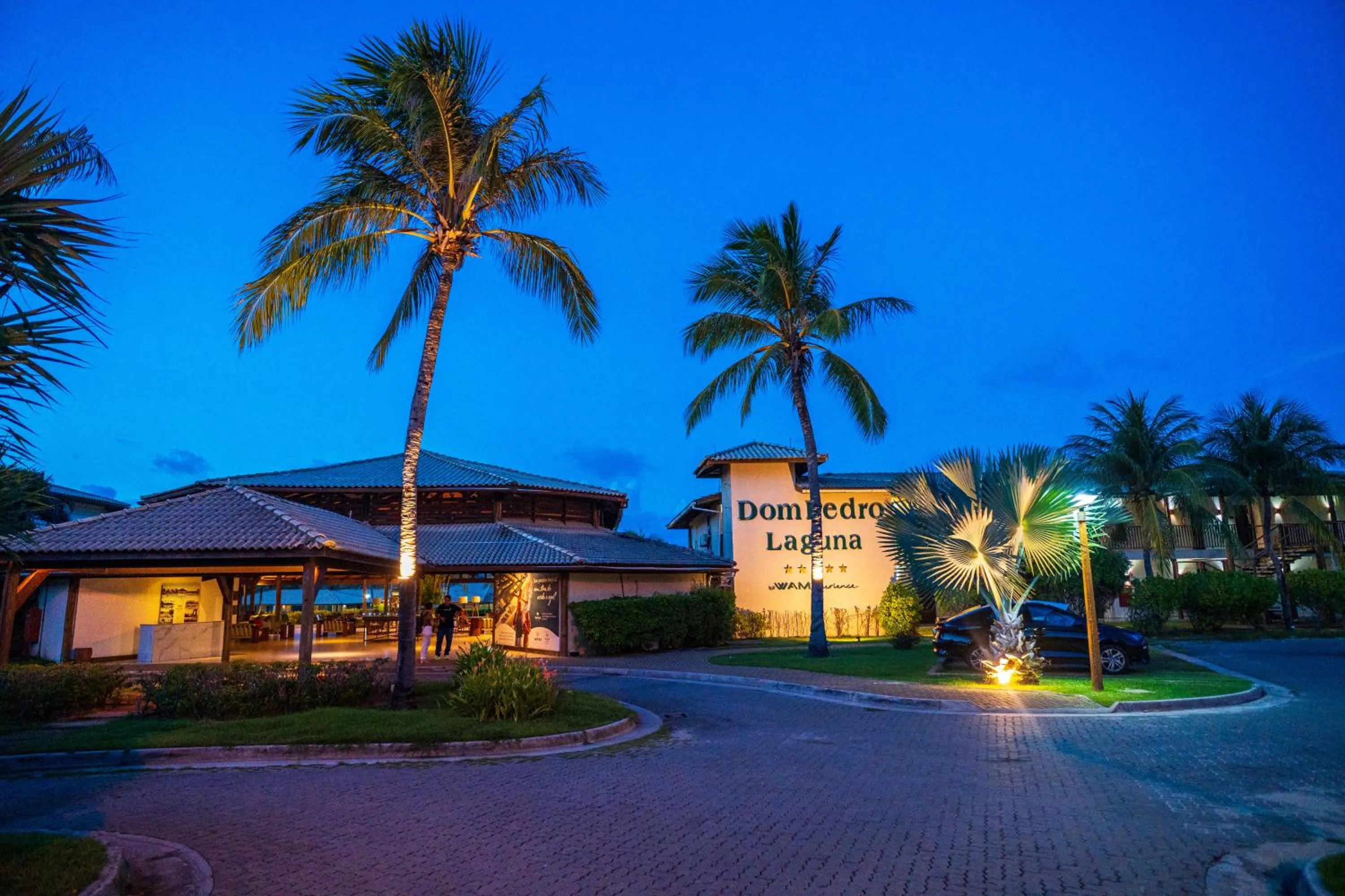 Dom Pedro Laguna Beach Resort & Golf by WAM Experience