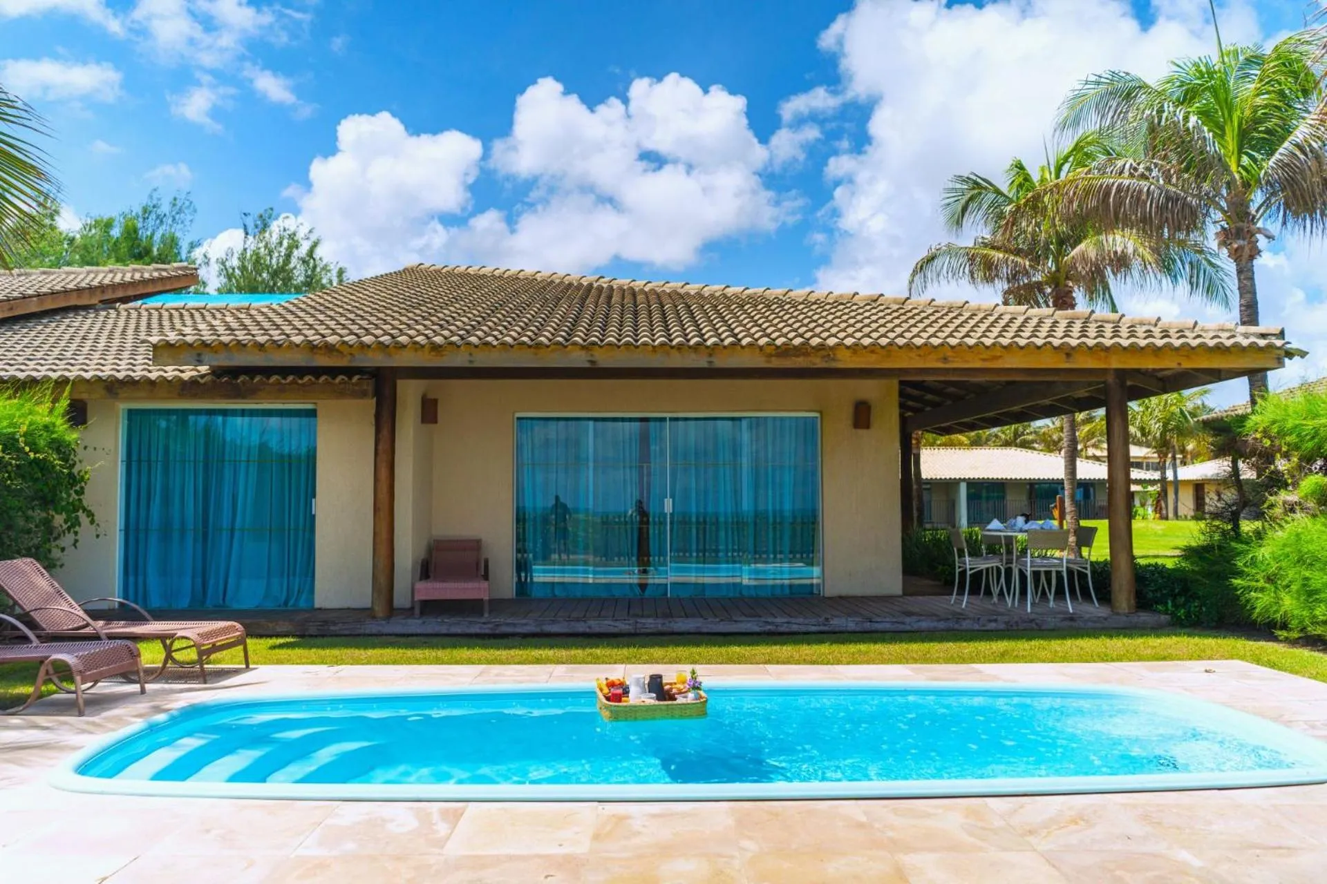 Garden view in Dom Pedro Laguna Beach Resort & Golf by WAM Experience