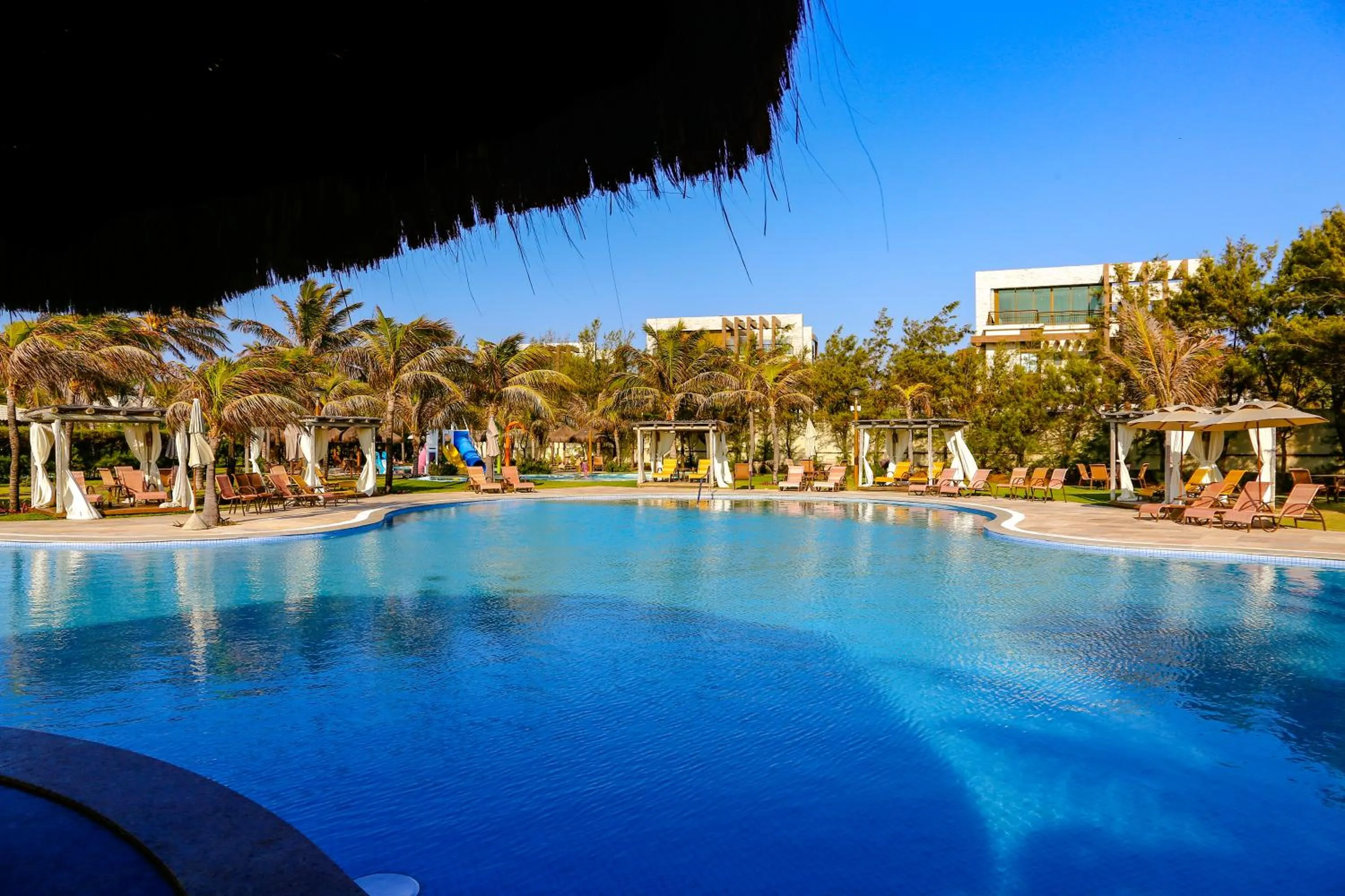 Swimming pool in Dom Pedro Laguna Beach Resort & Golf by WAM Experience