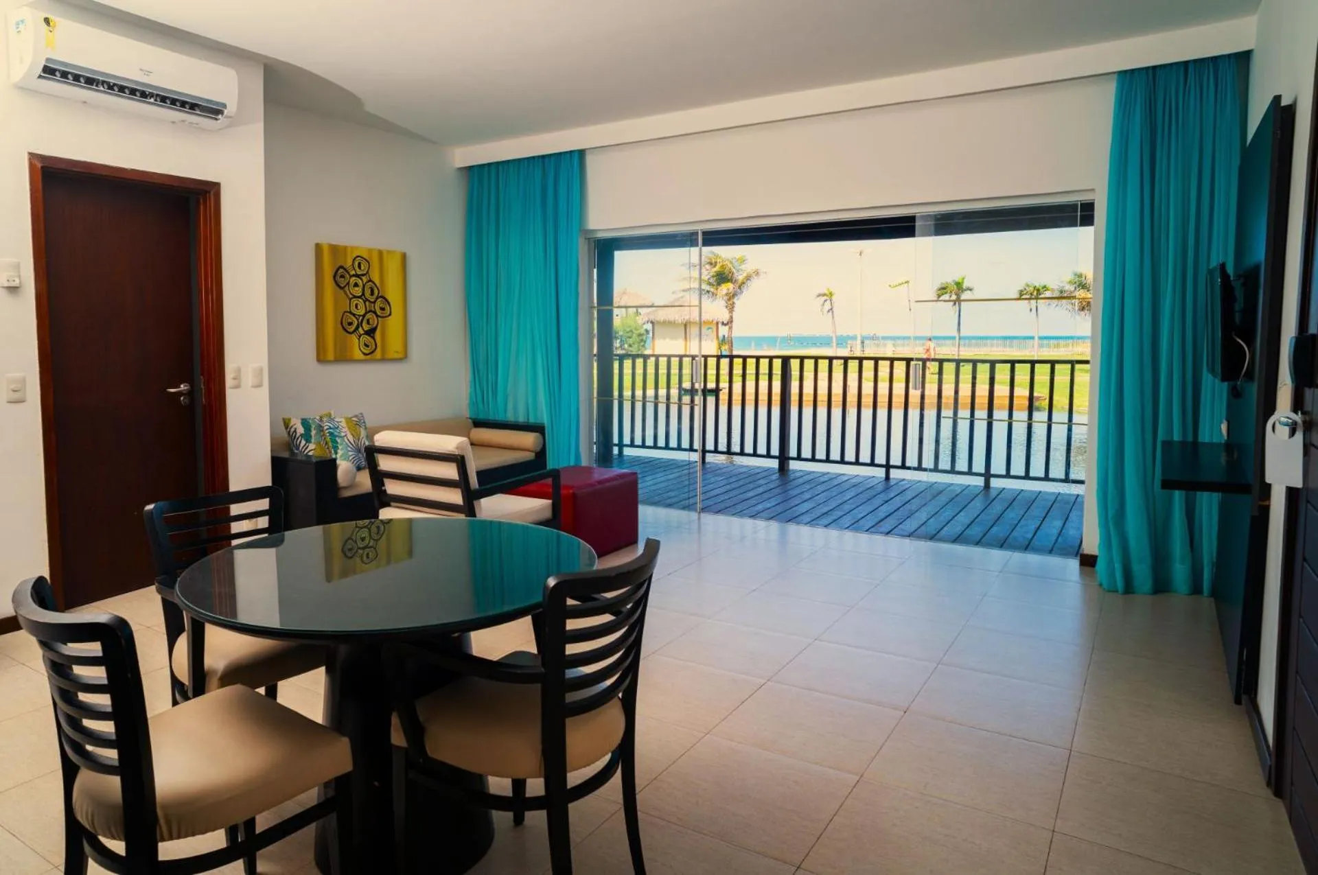 Dom Pedro Laguna Beach Resort & Golf by WAM Experience