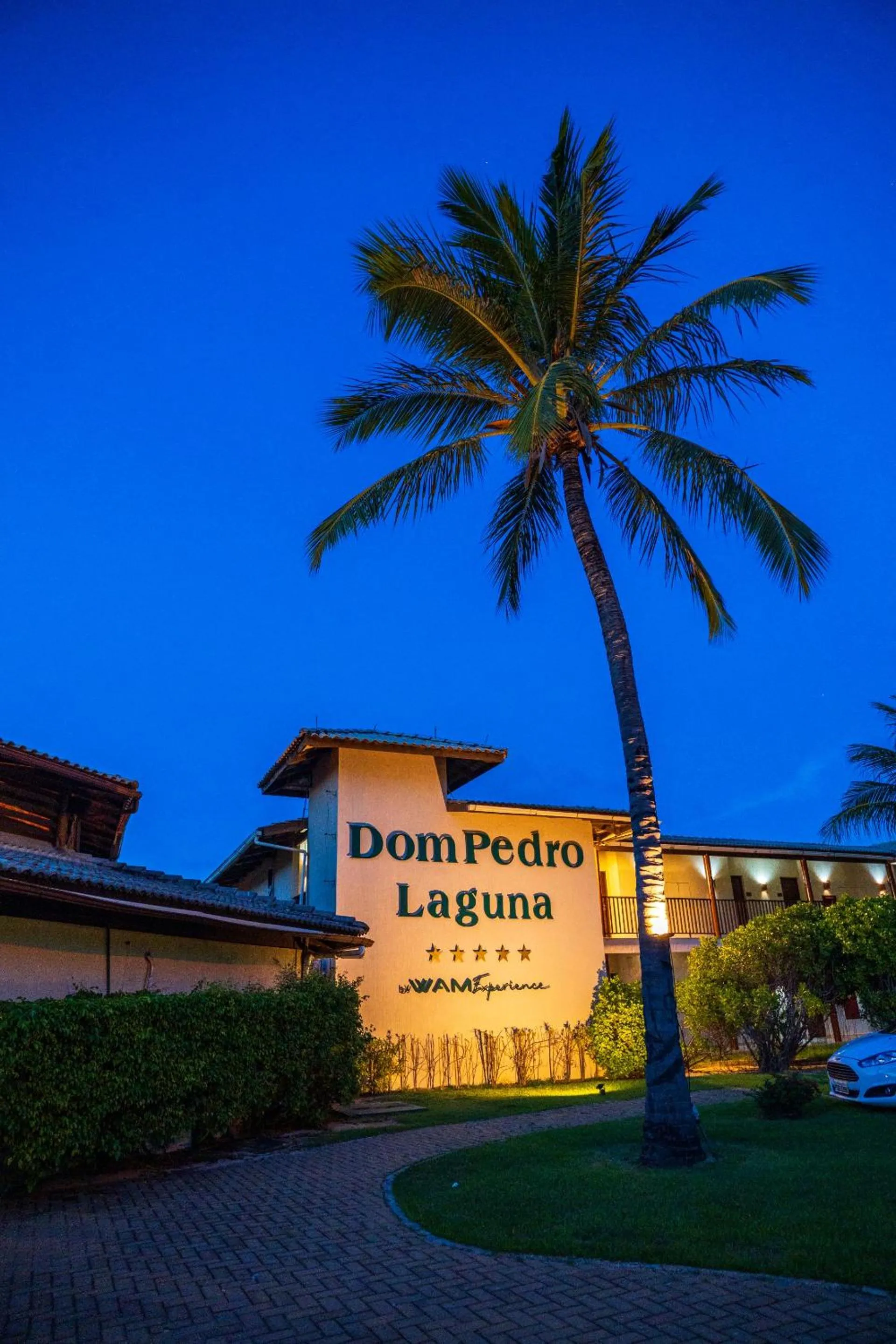 Dom Pedro Laguna Beach Resort & Golf by WAM Experience