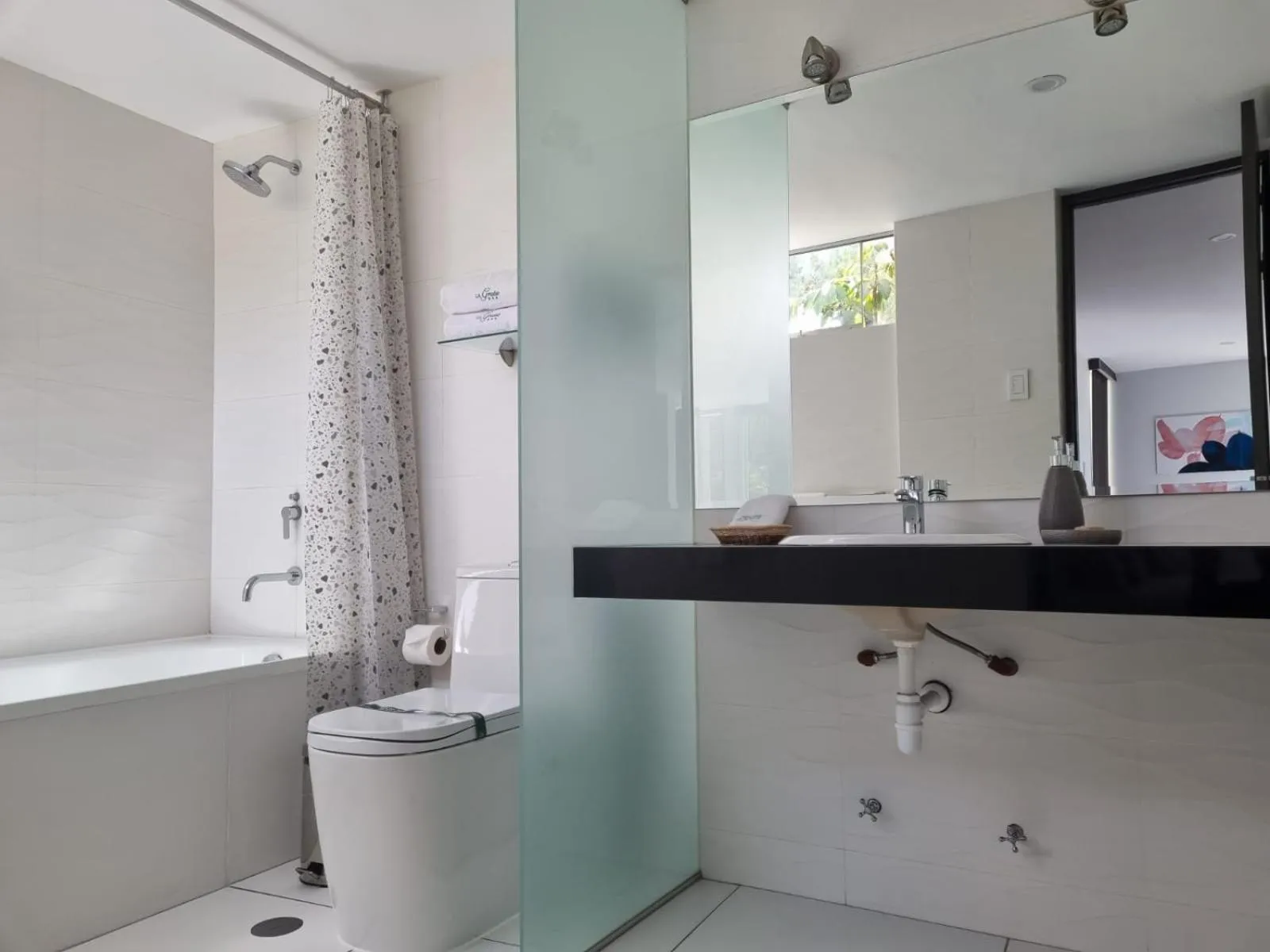 Bathroom in Hotel La Gruta