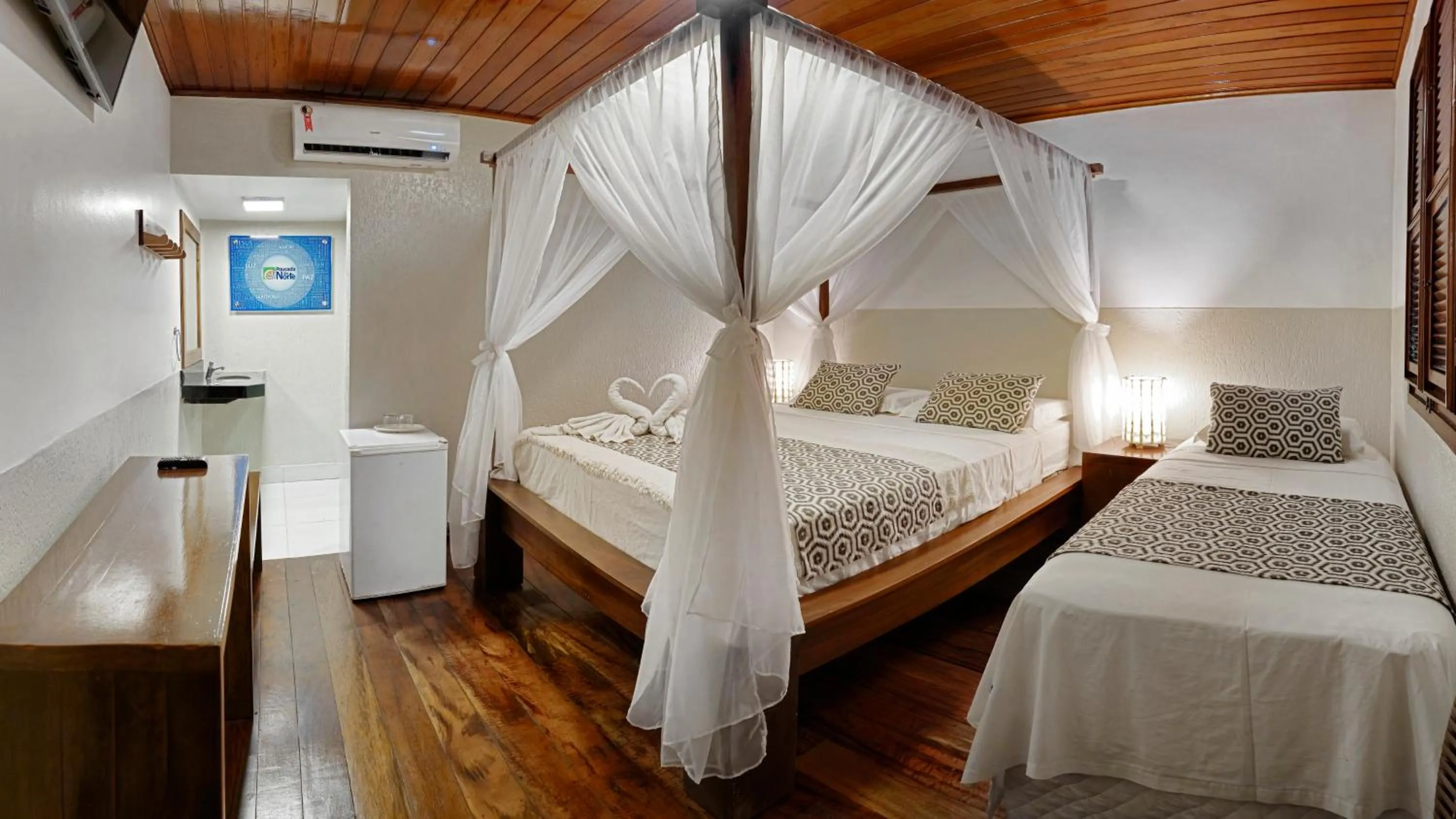 Photo of the whole room, Bed in Pousada do Norte