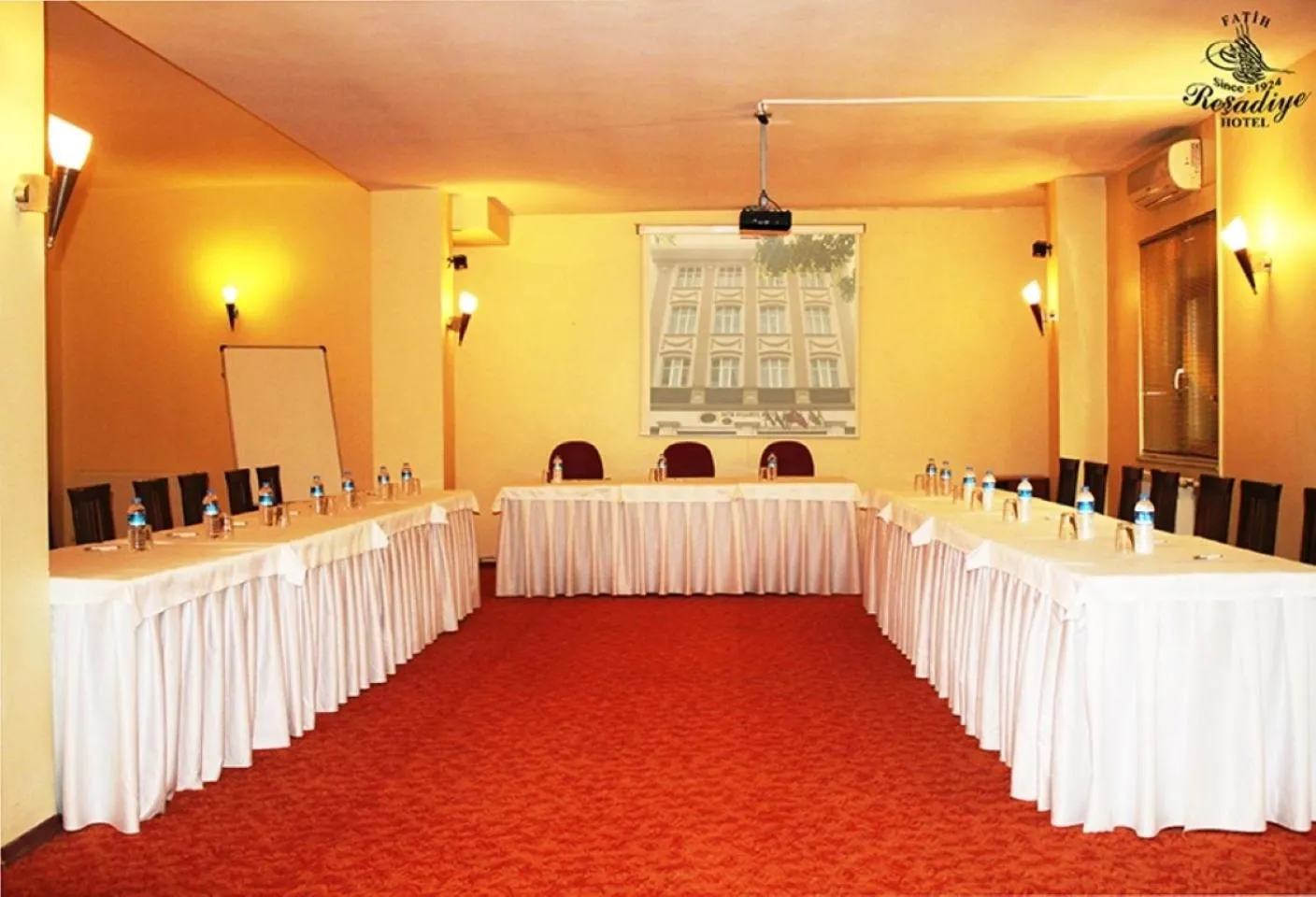 Meeting/conference room in Fatih Resadiye Hotel