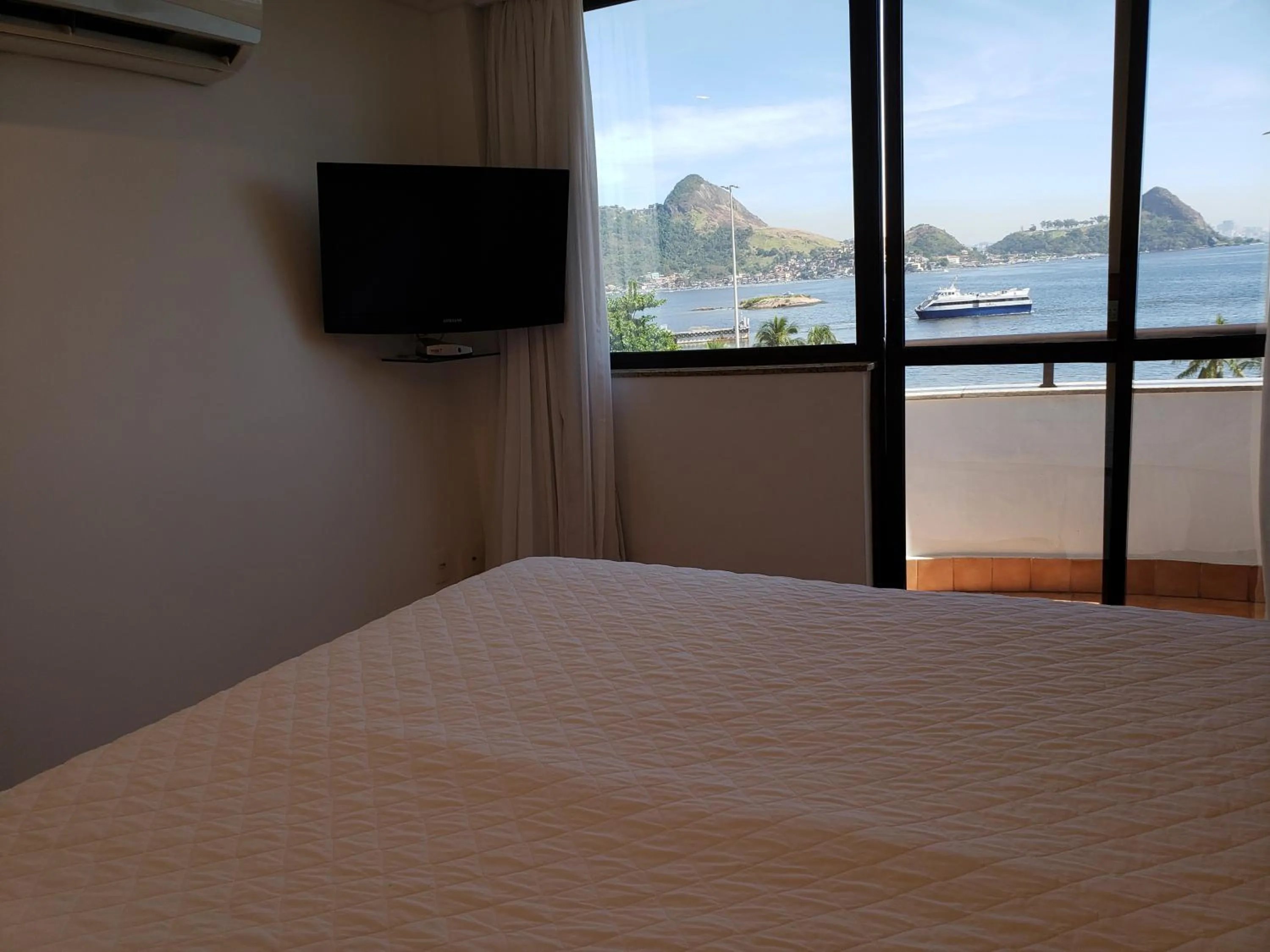 Bed in Hotel Solar do Amanhecer