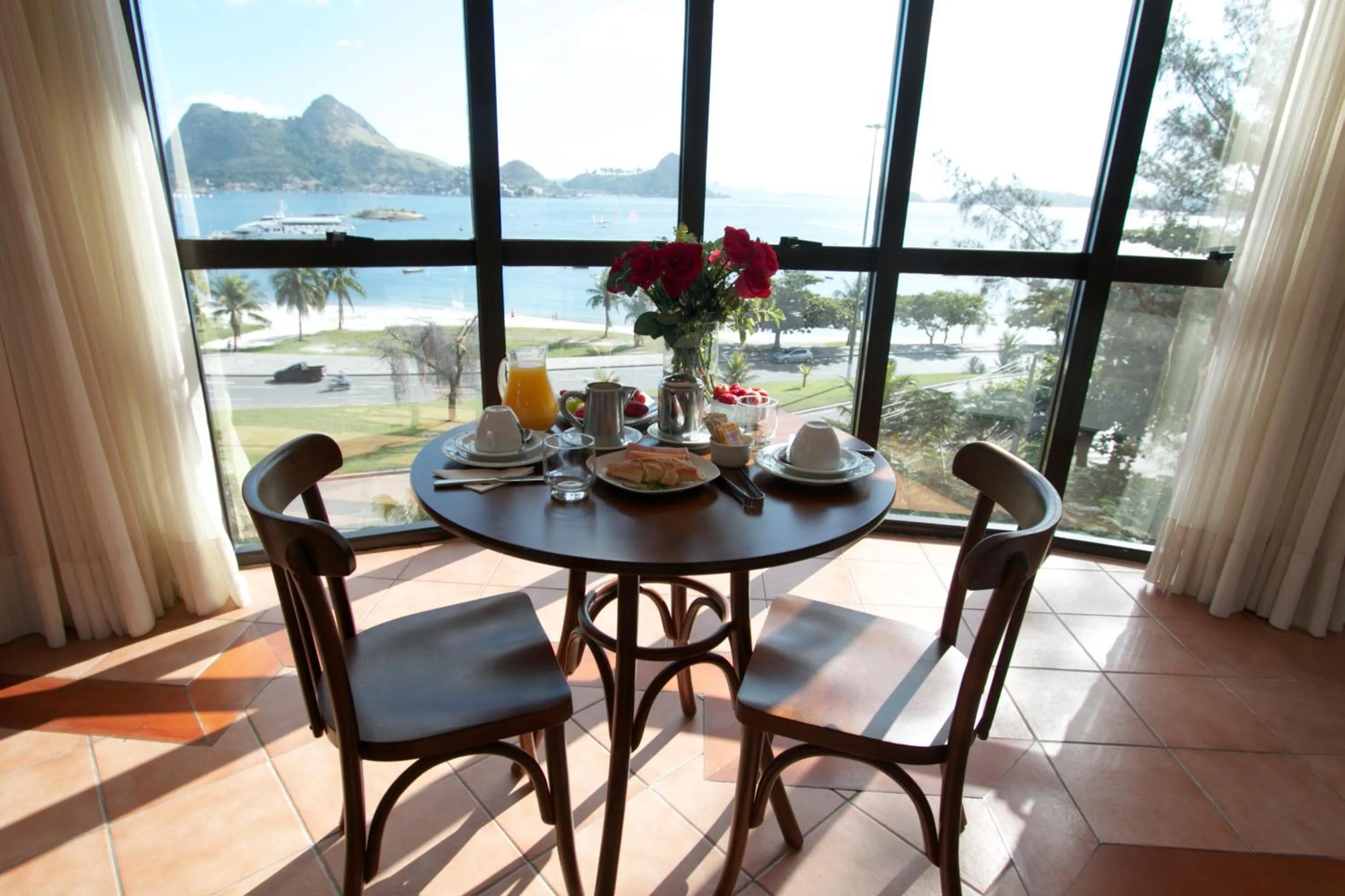 Photo of the whole room in Hotel Solar do Amanhecer