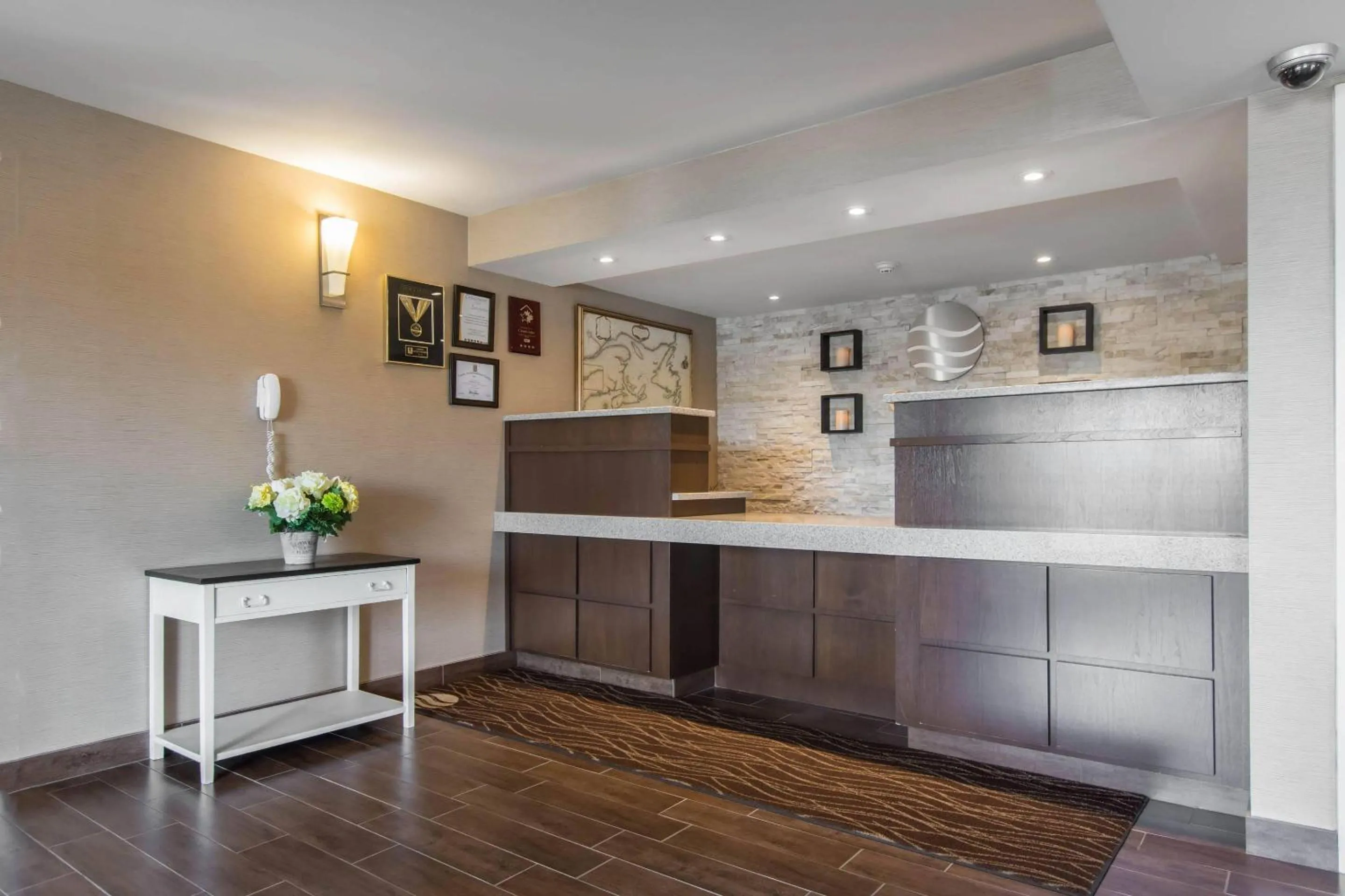 Lobby or reception in Comfort Inn Dartmouth