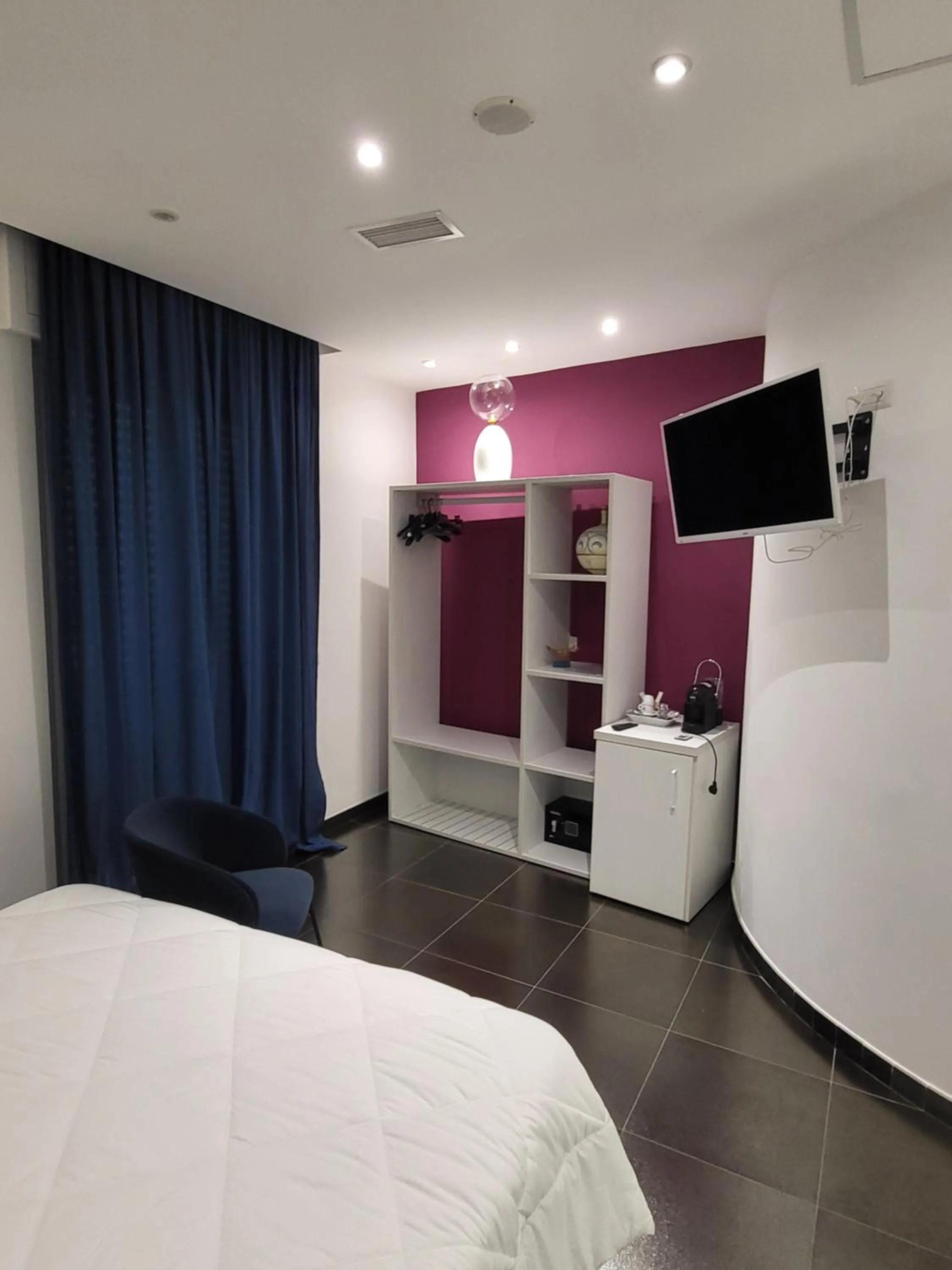 Photo of the whole room, Bed in Relais Viesti B&B