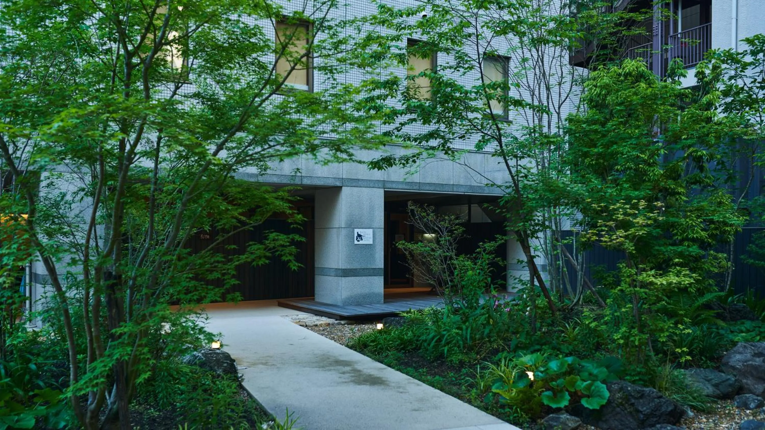 Property building in Shin-Osaka Station Hotel
