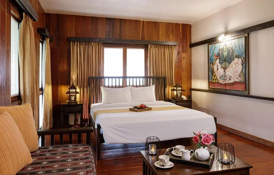 Bed in Phowadol Resort