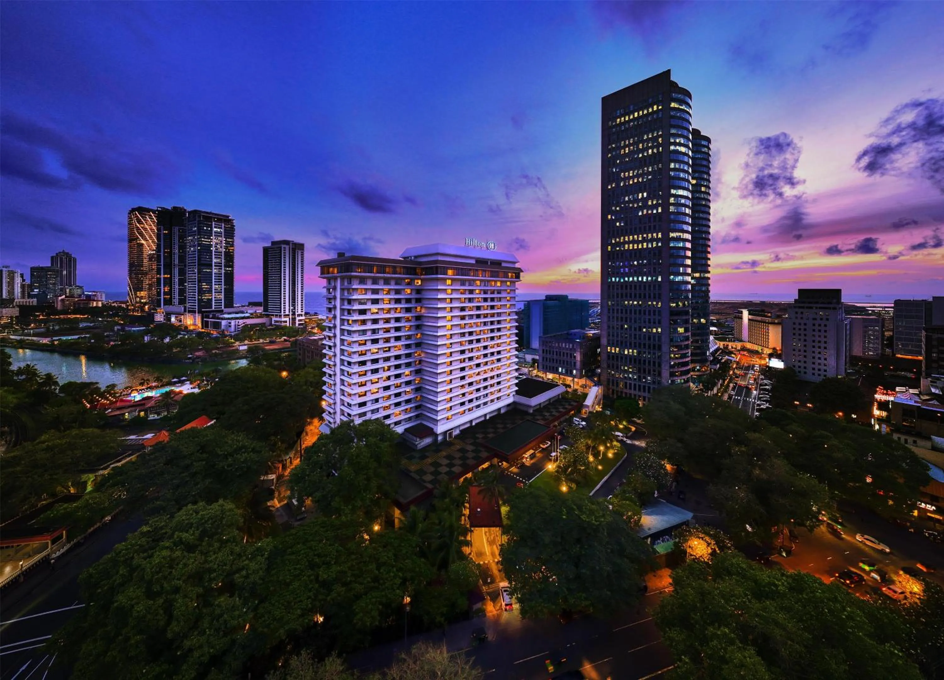 Property building in Hilton Colombo Hotel