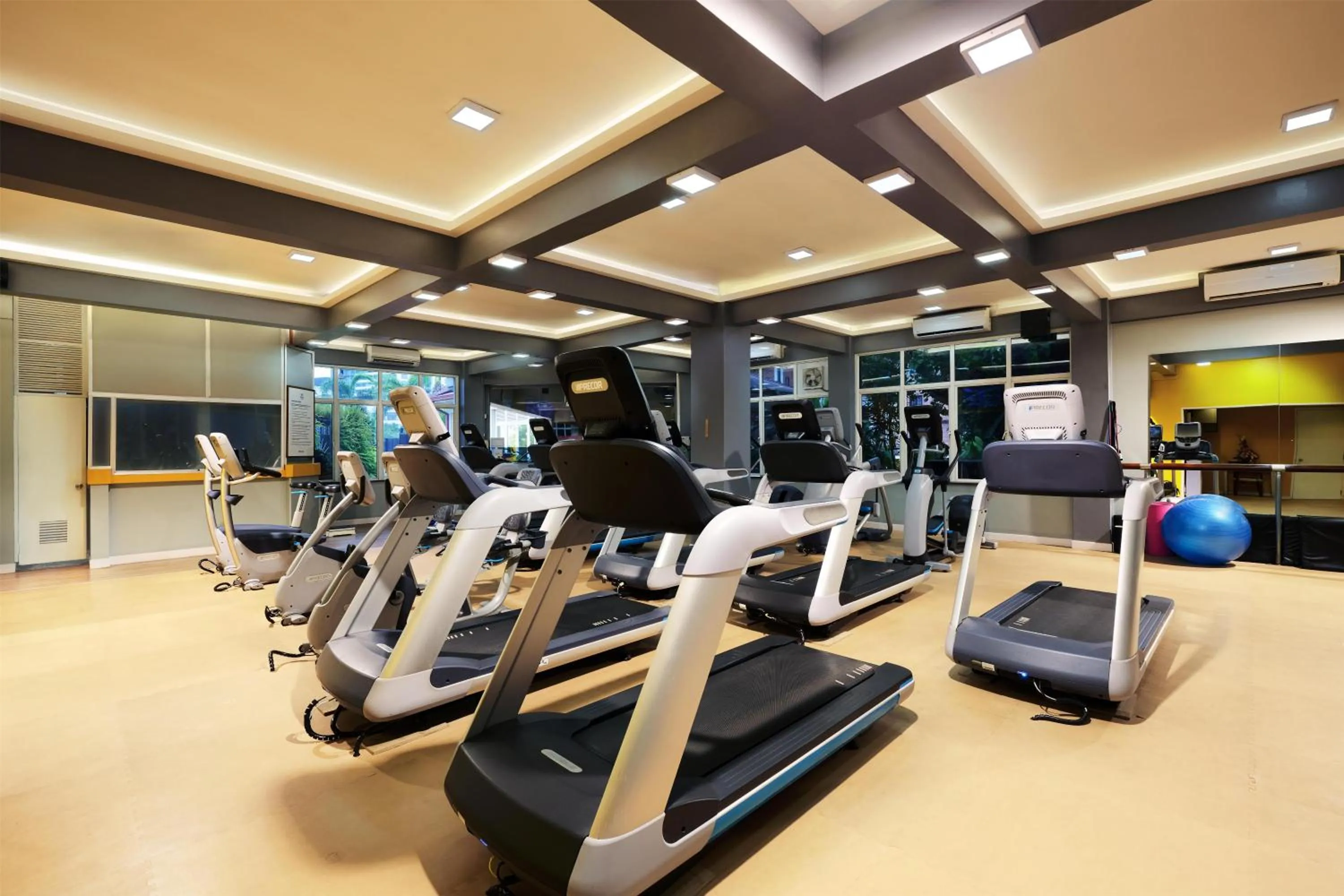 Fitness centre/facilities in Hilton Colombo Hotel