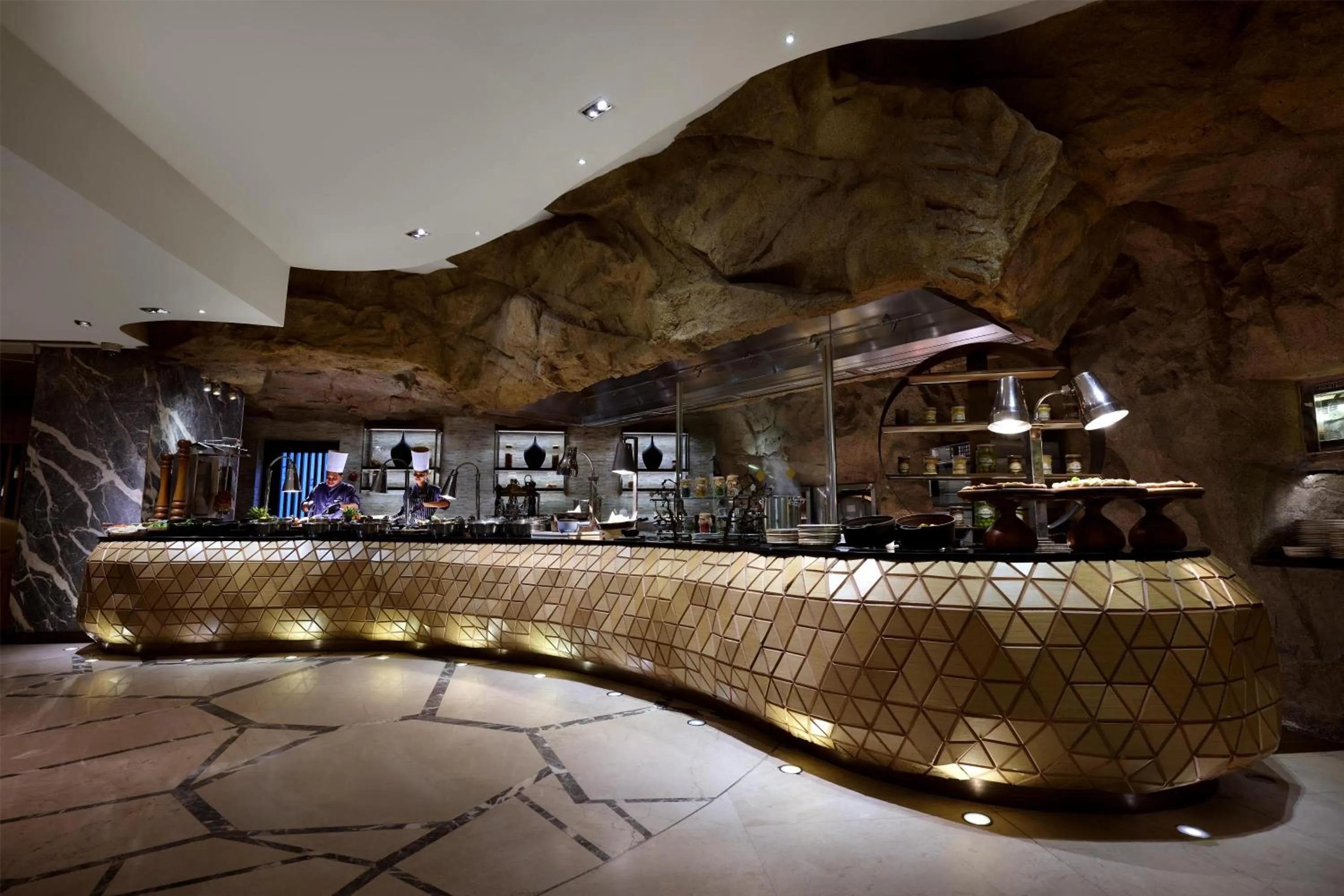 Restaurant/places to eat in Hilton Colombo Hotel