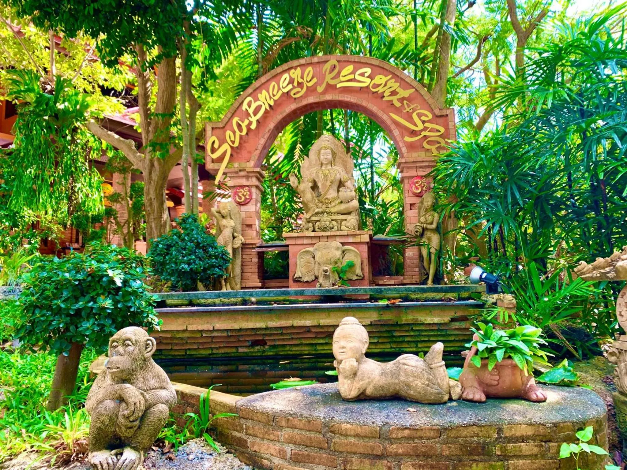 Sea Breeze Resort - SHA Plus