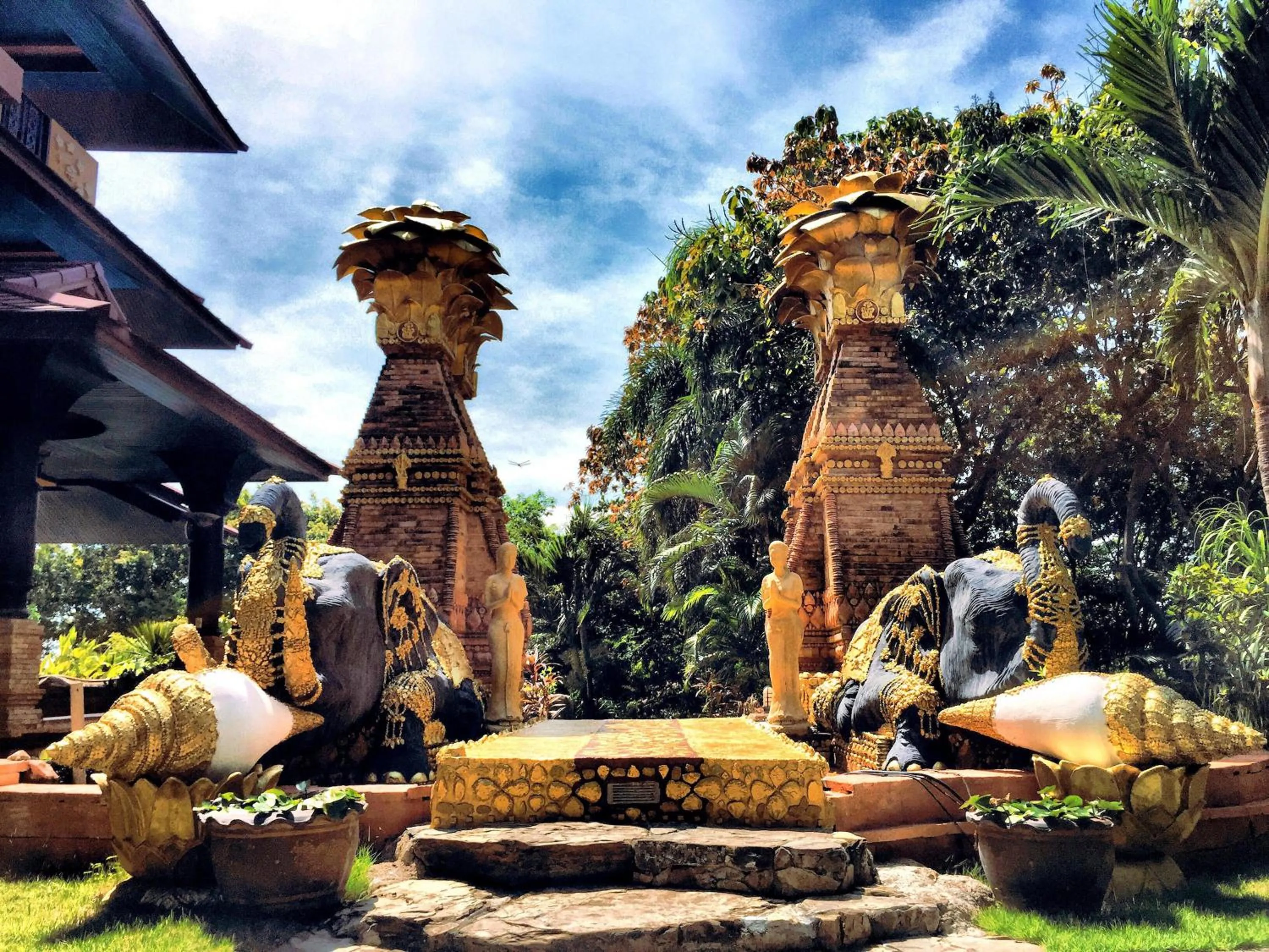 Facade/entrance in Sea Breeze Resort - SHA Plus