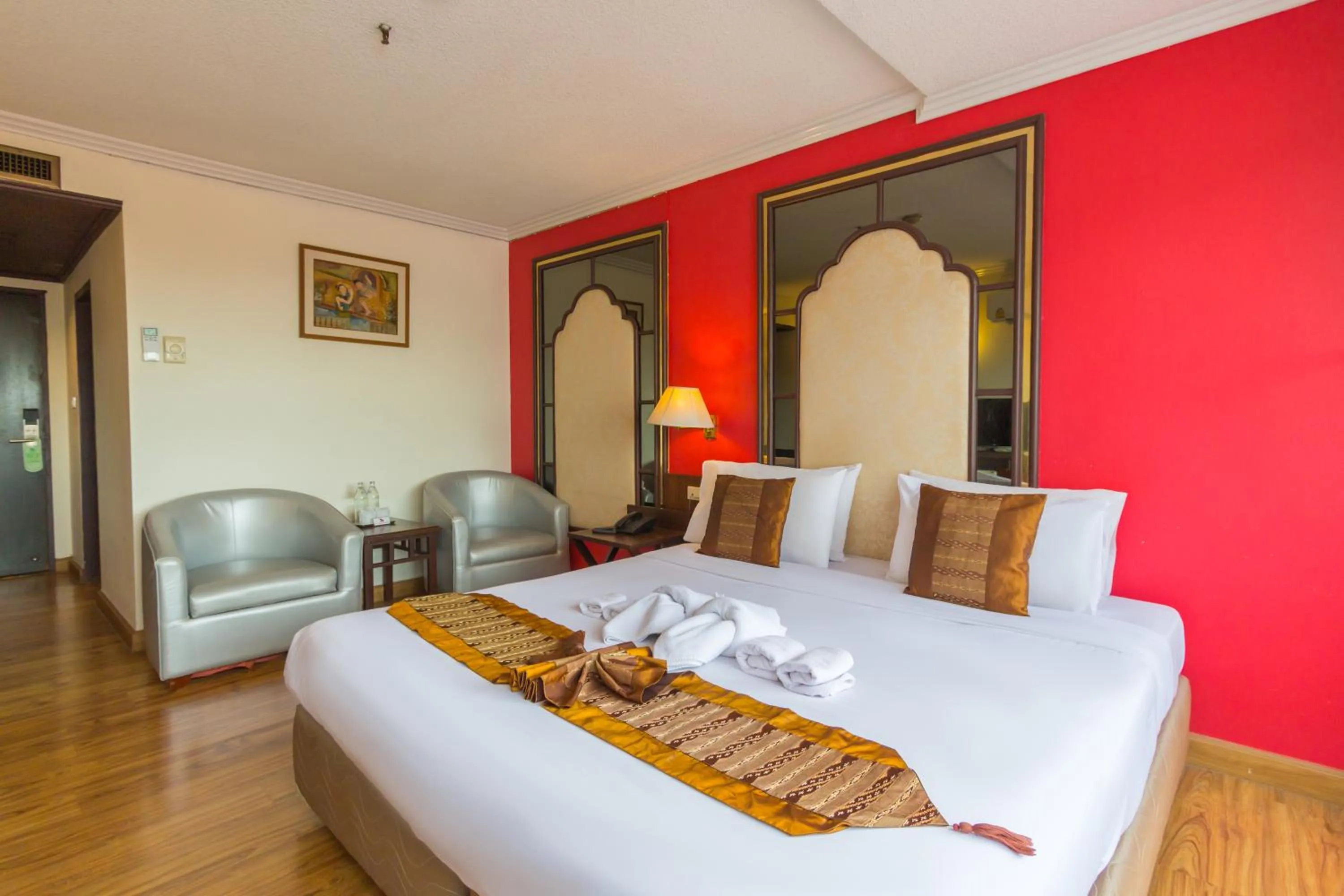 Bed in BP Chiangmai City Hotel