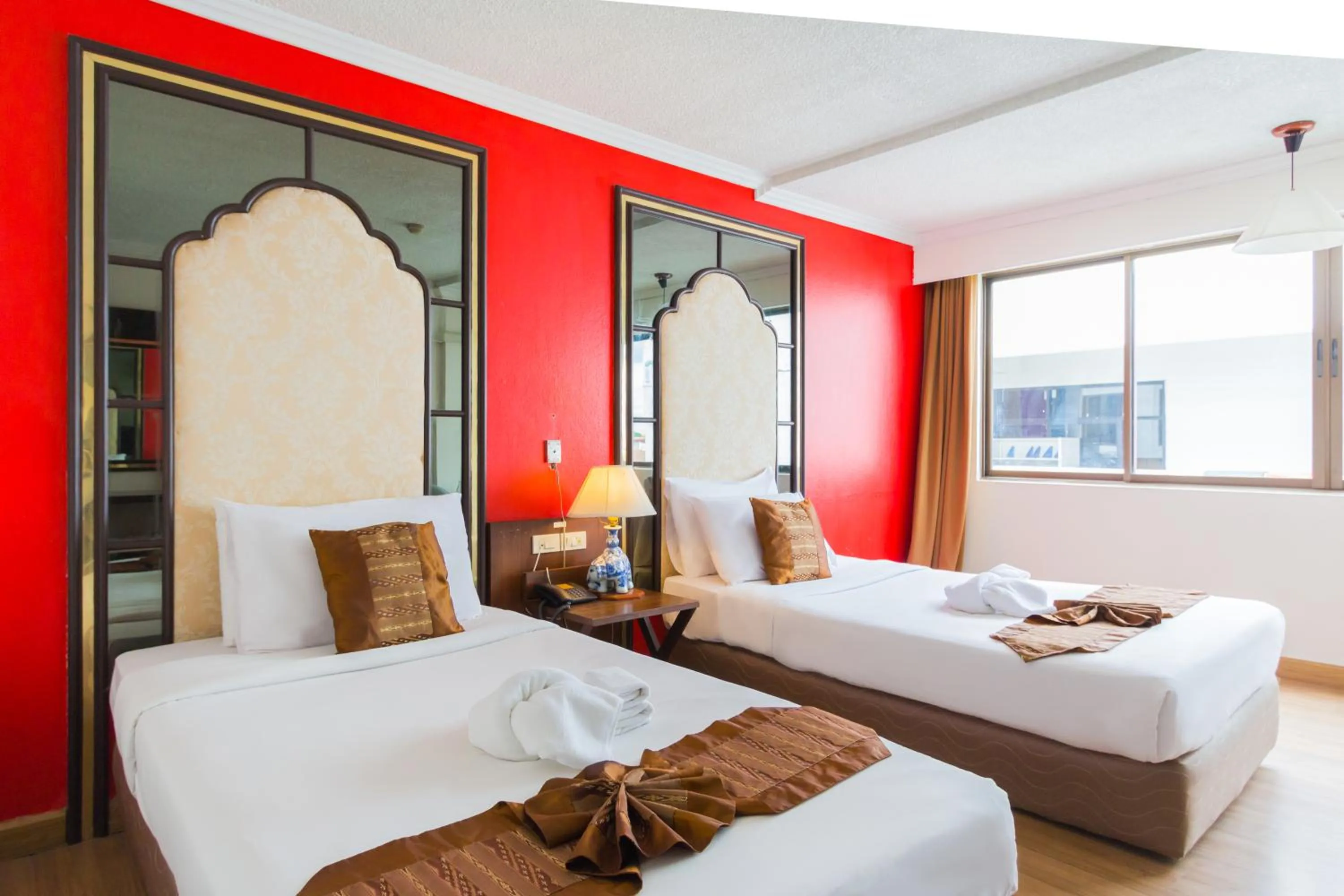 Bed in BP Chiangmai City Hotel