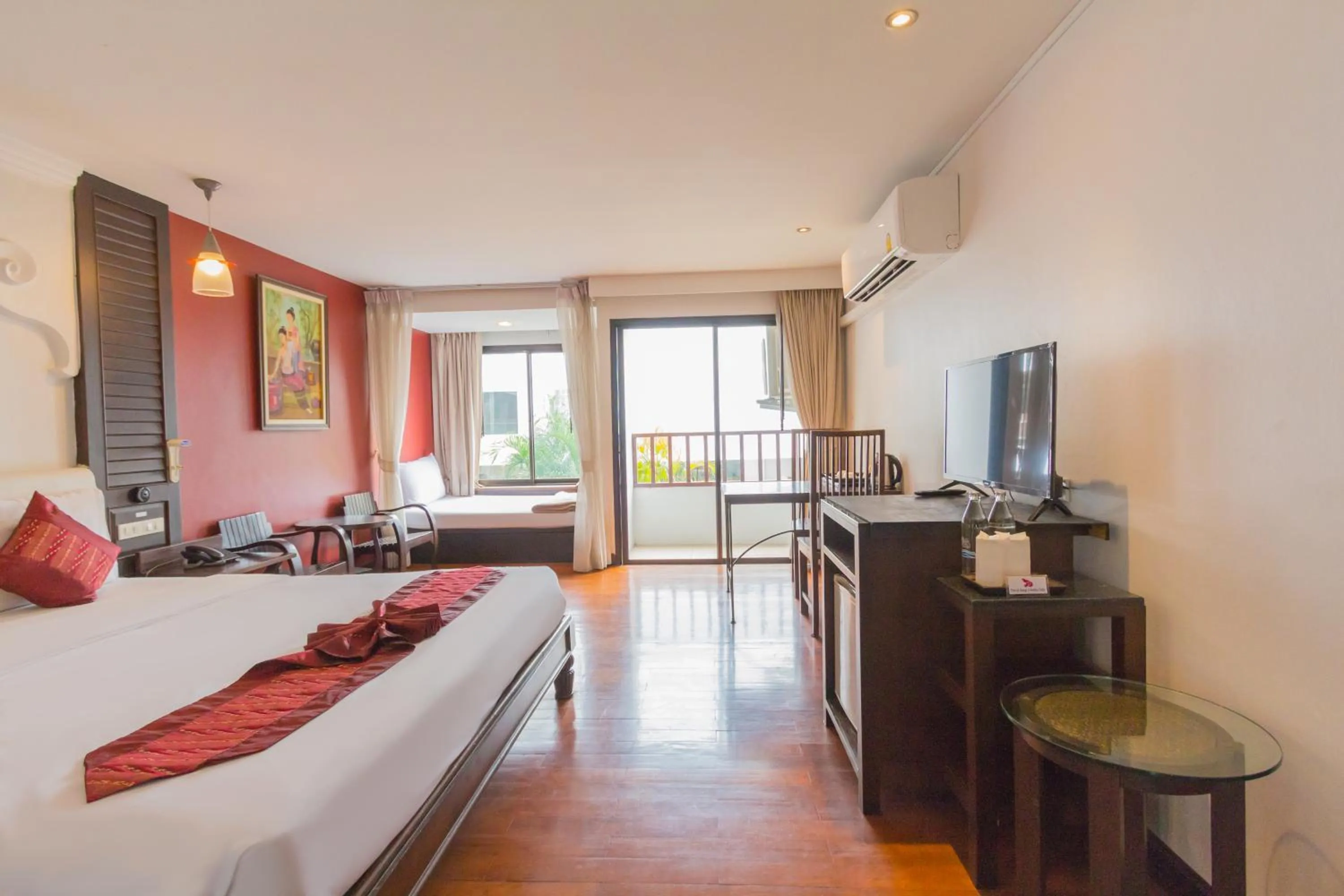 TV and multimedia, Bed in BP Chiangmai City Hotel