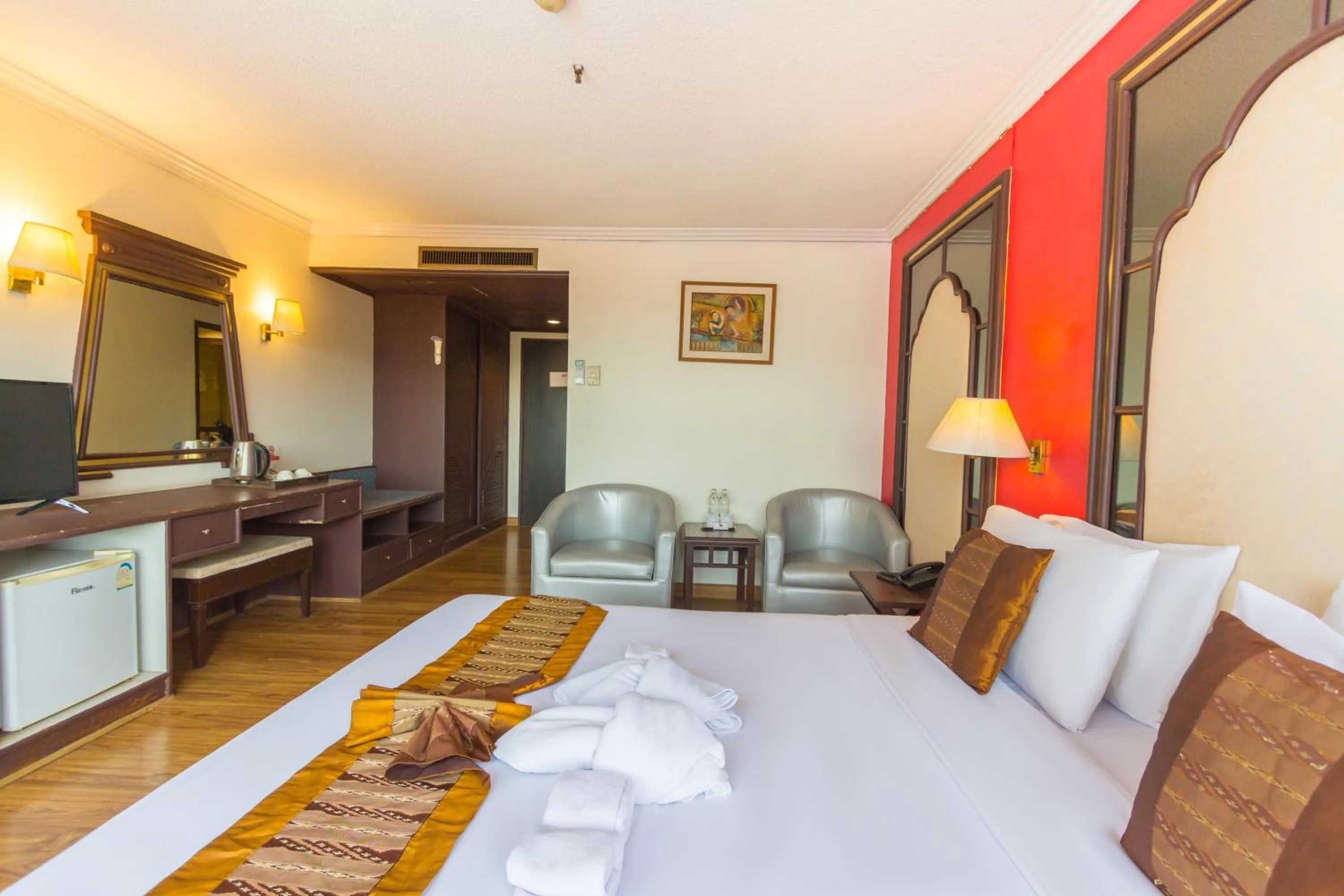 Bed in BP Chiangmai City Hotel