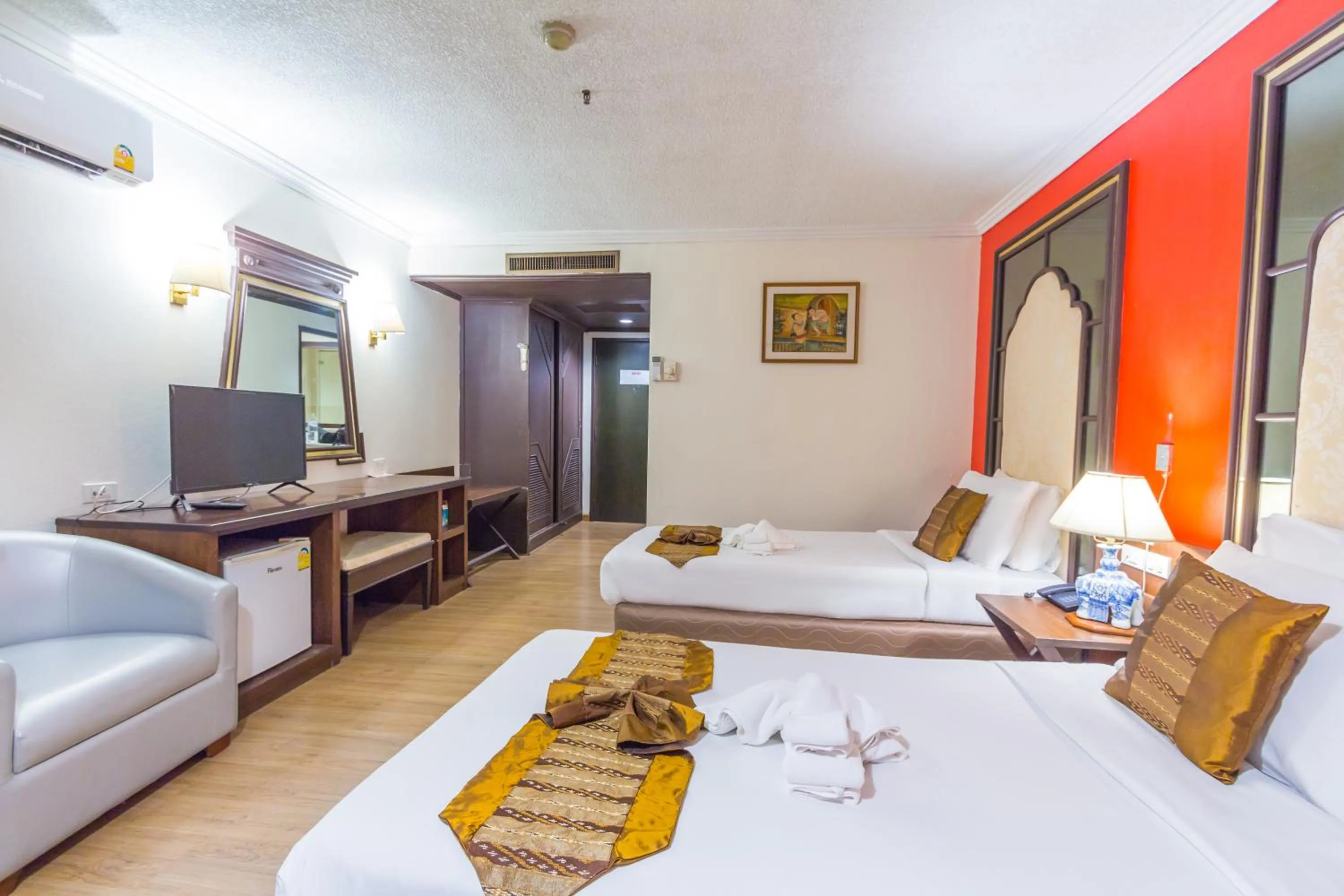 Bed in BP Chiangmai City Hotel