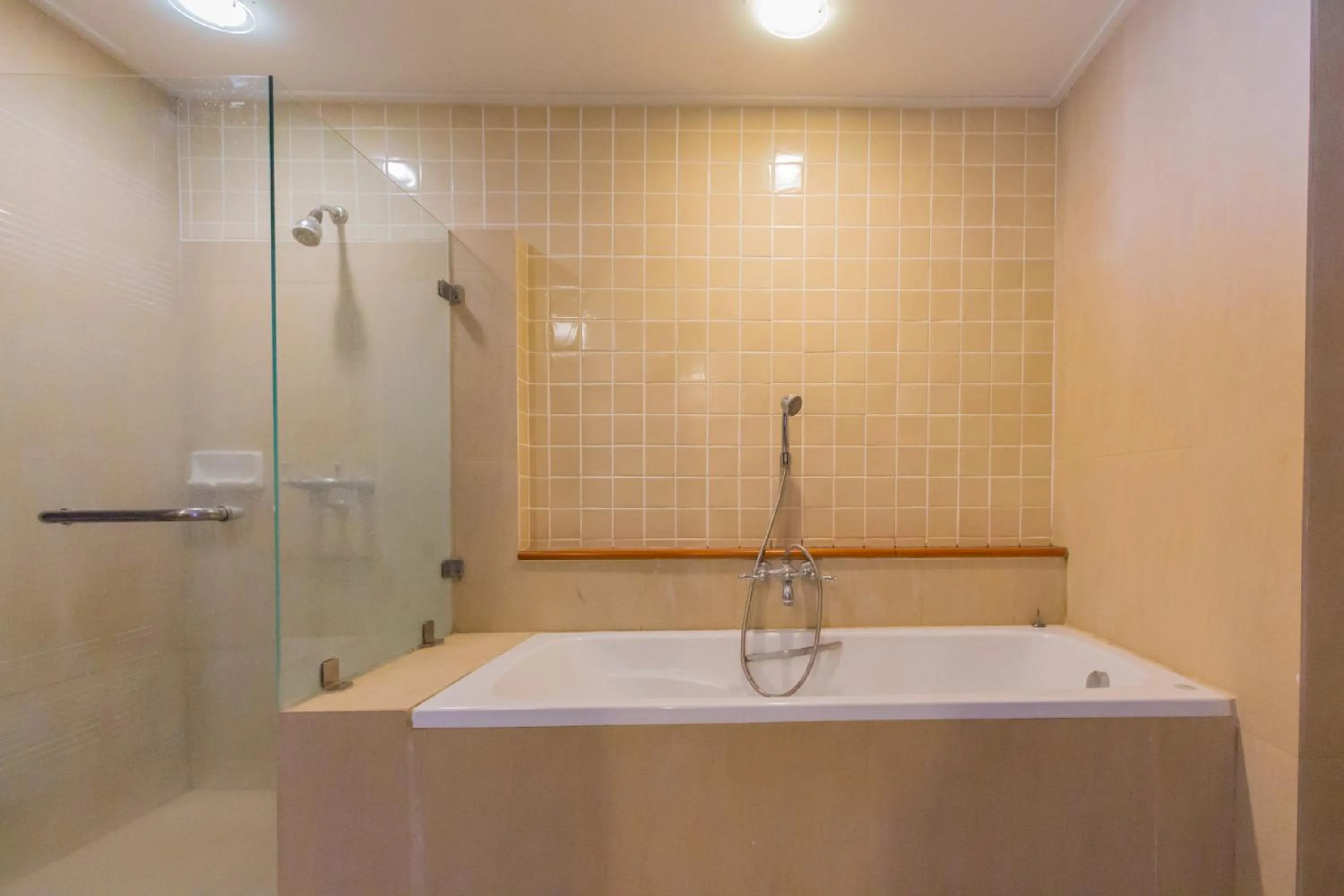 Shower in BP Chiangmai City Hotel