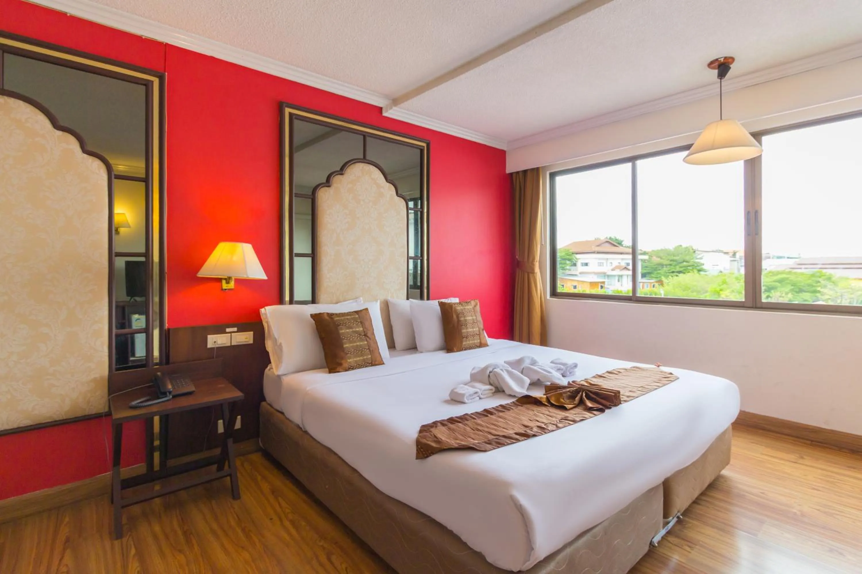 Bed in BP Chiangmai City Hotel