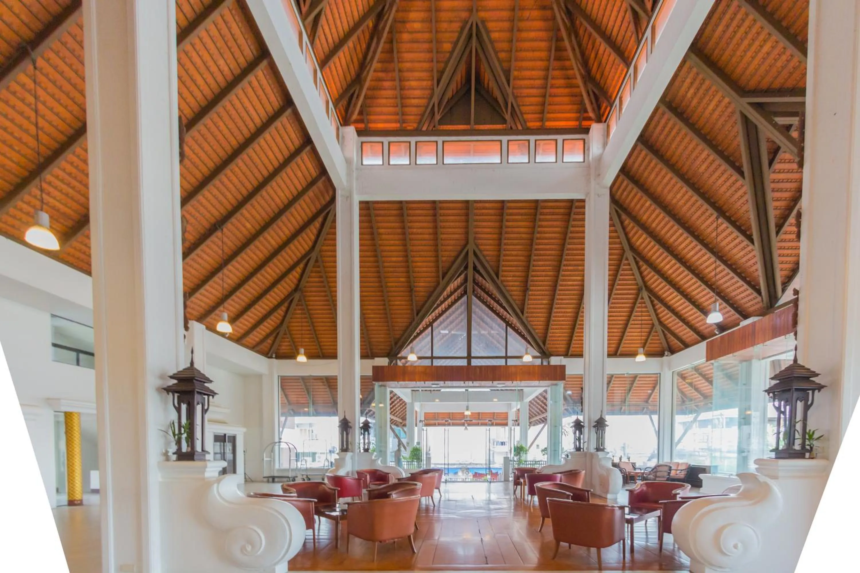 Lobby or reception in BP Chiangmai City Hotel