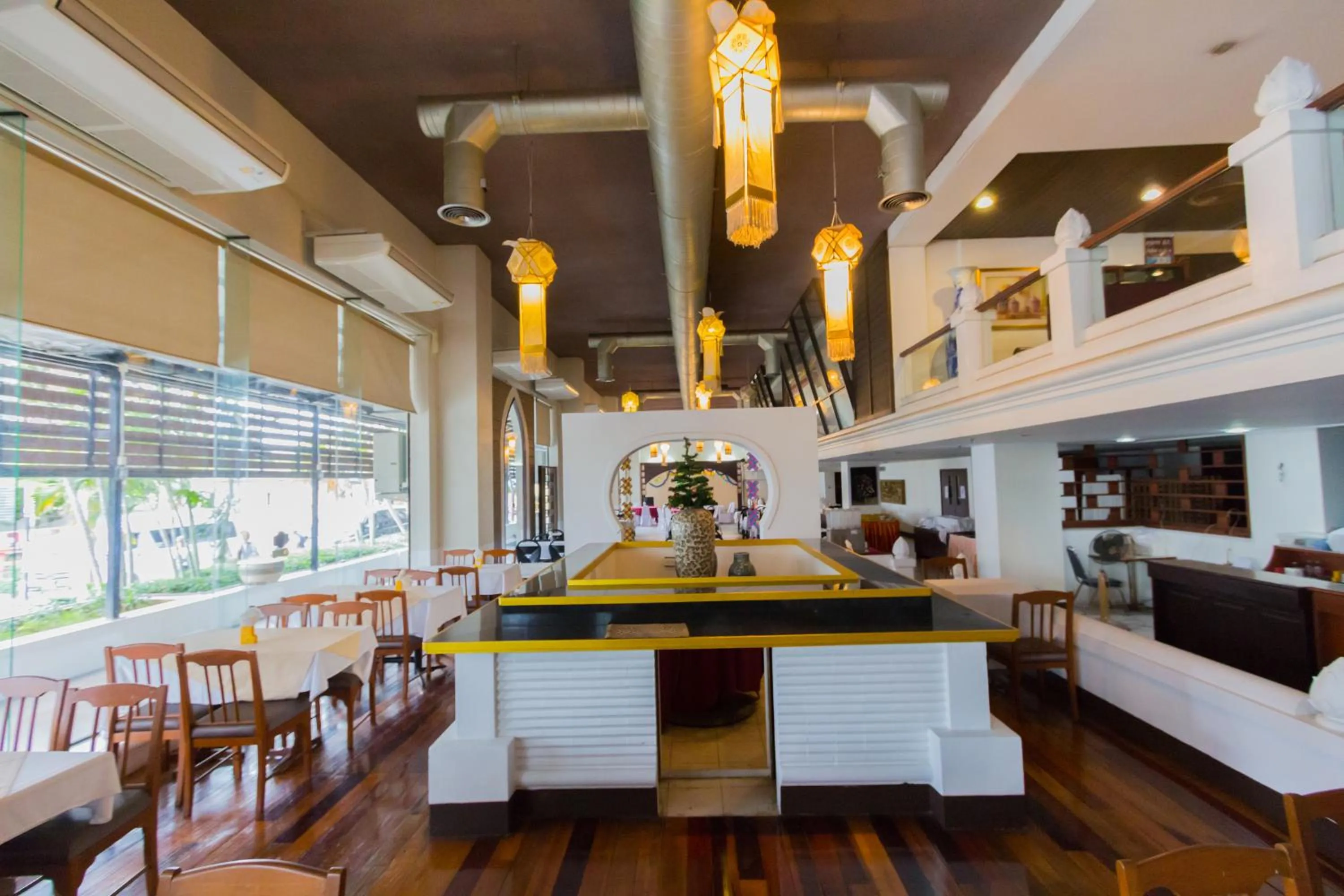 Restaurant/places to eat in BP Chiangmai City Hotel