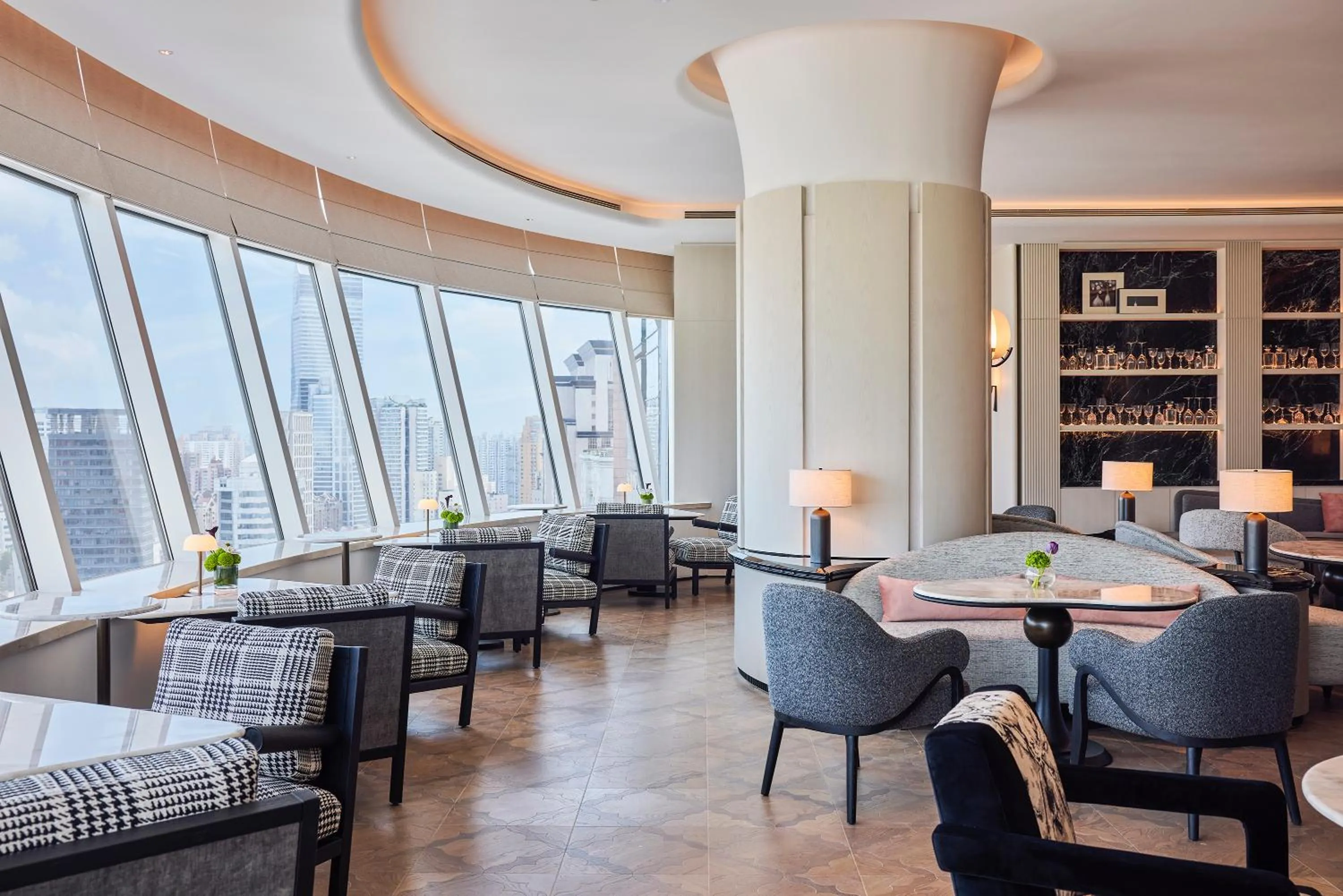 Restaurant/places to eat in Hilton Shanghai City Center