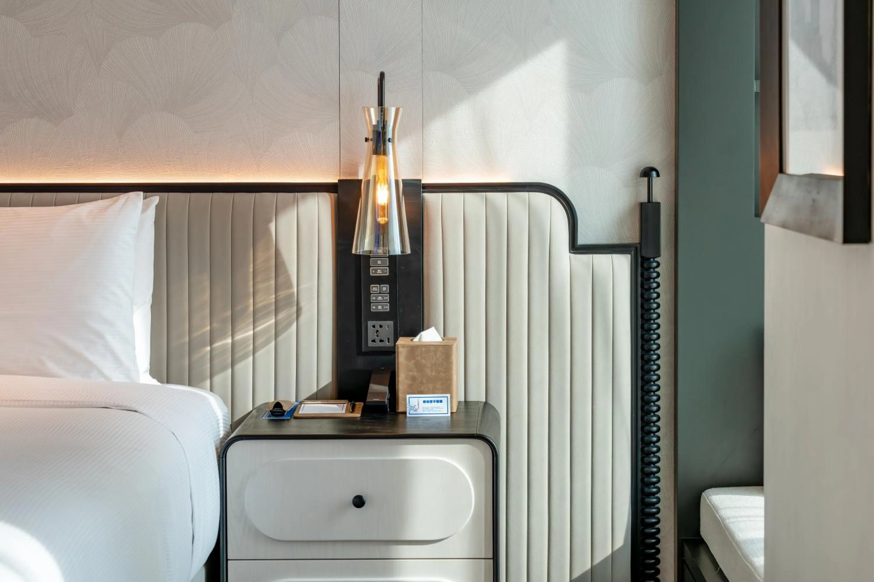 Bed in Hilton Shanghai City Center