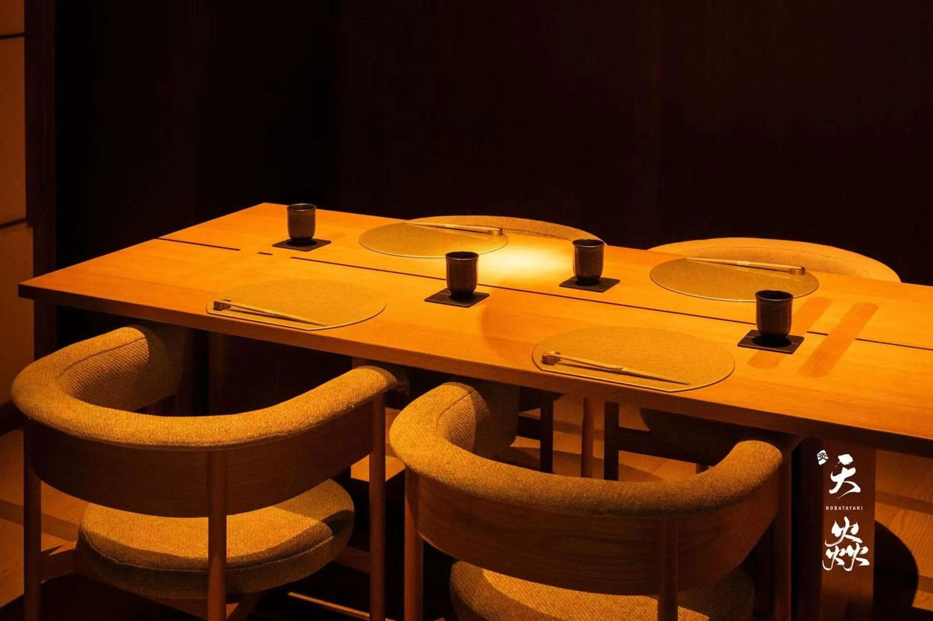 Restaurant/places to eat in Hilton Shanghai City Center