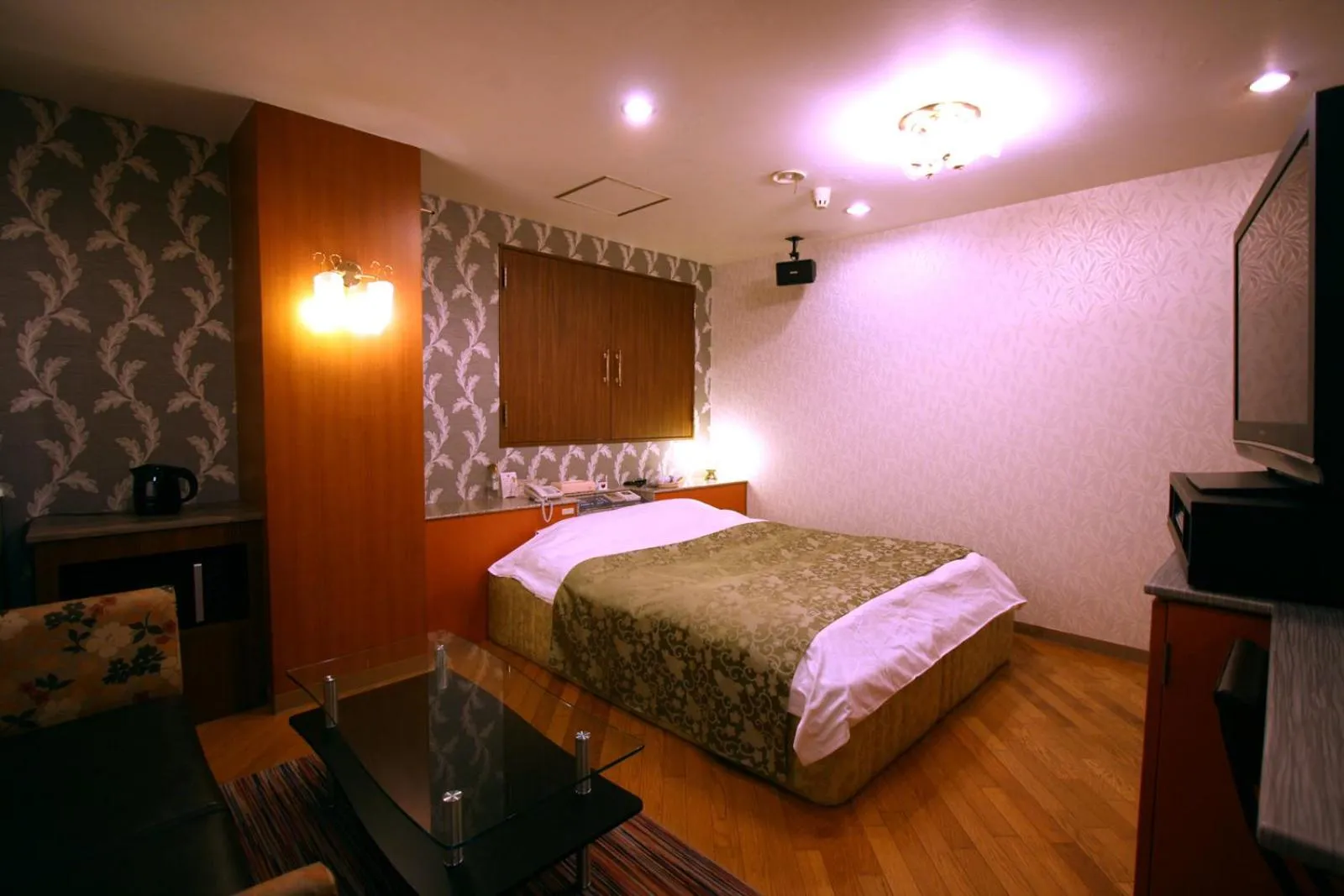 Photo of the whole room, Bed in Hotel Ohirune Racco Higashiosaka ( Adult Only)