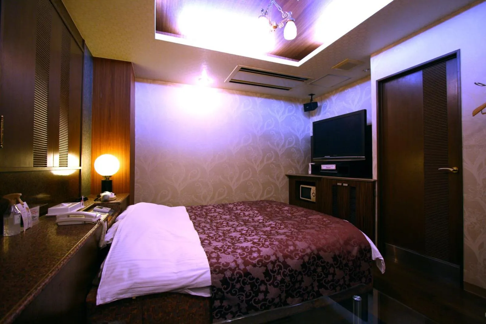 Photo of the whole room, Bed in Hotel Ohirune Racco Higashiosaka ( Adult Only)
