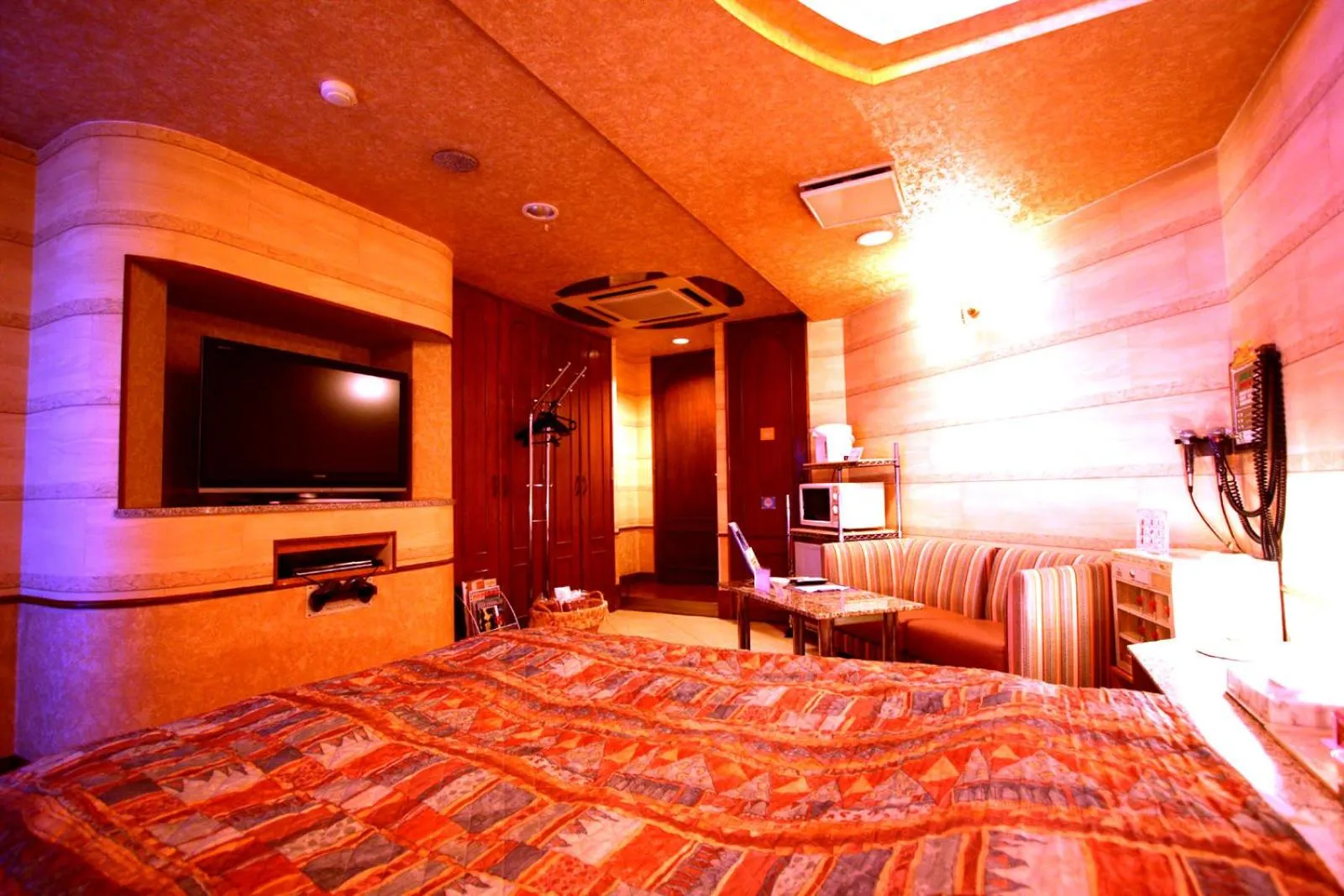 Bed in Hotel Ohirune Racco Himeji Royal (Adult Only)