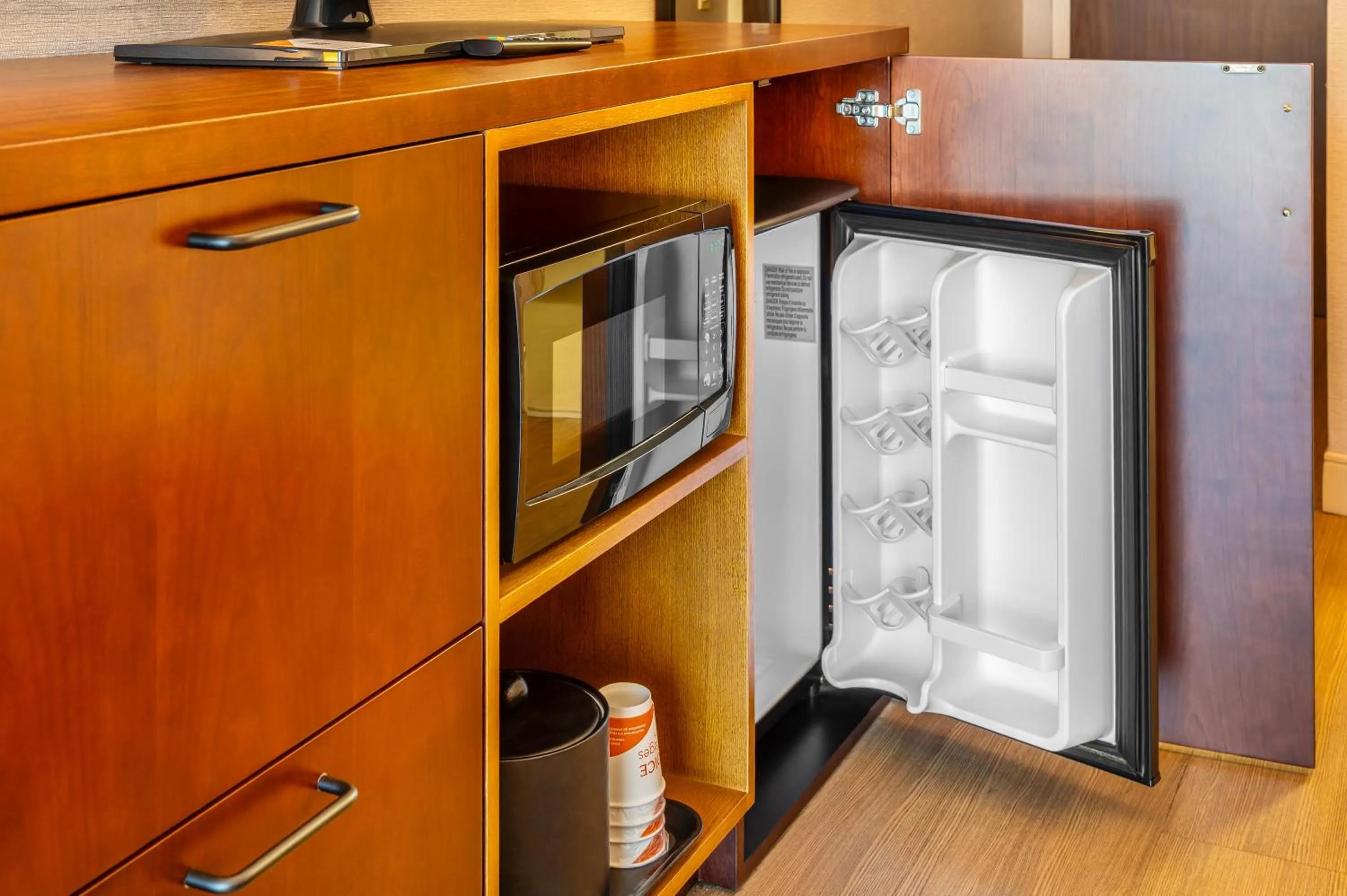 microwave in Comfort Inn