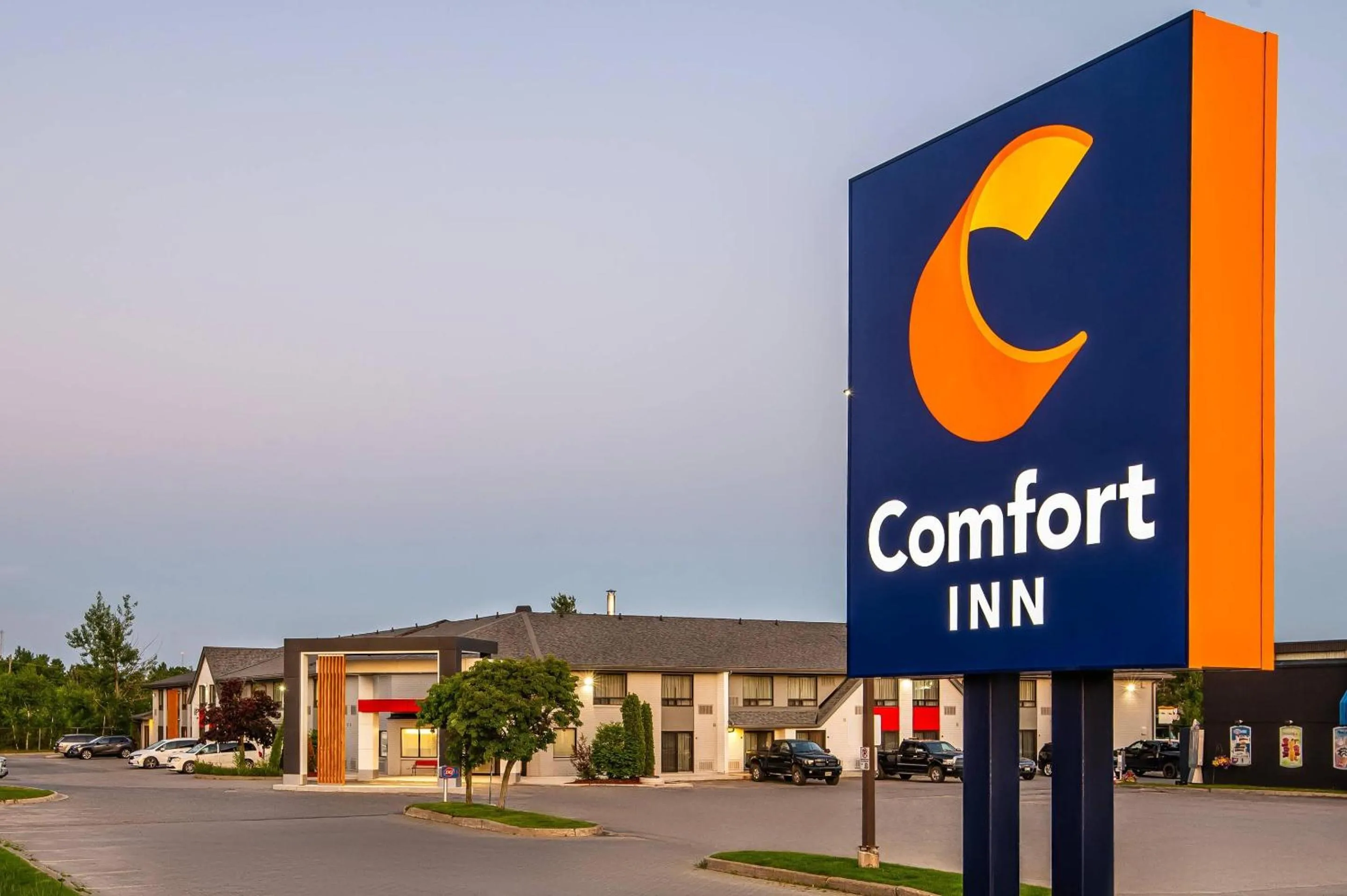 Property building in Comfort Inn