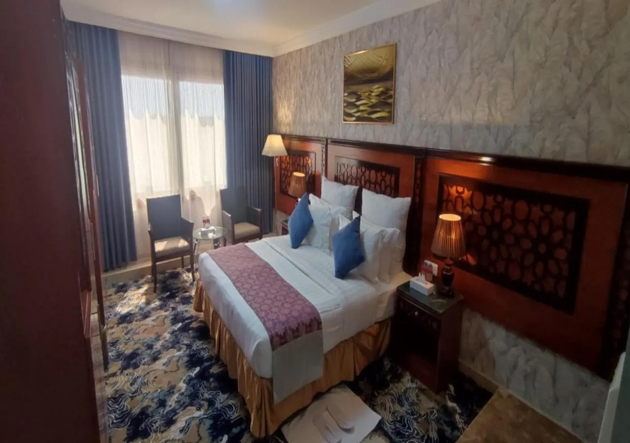 Bedroom, Bed in Al Azhar Hotel Jeddah