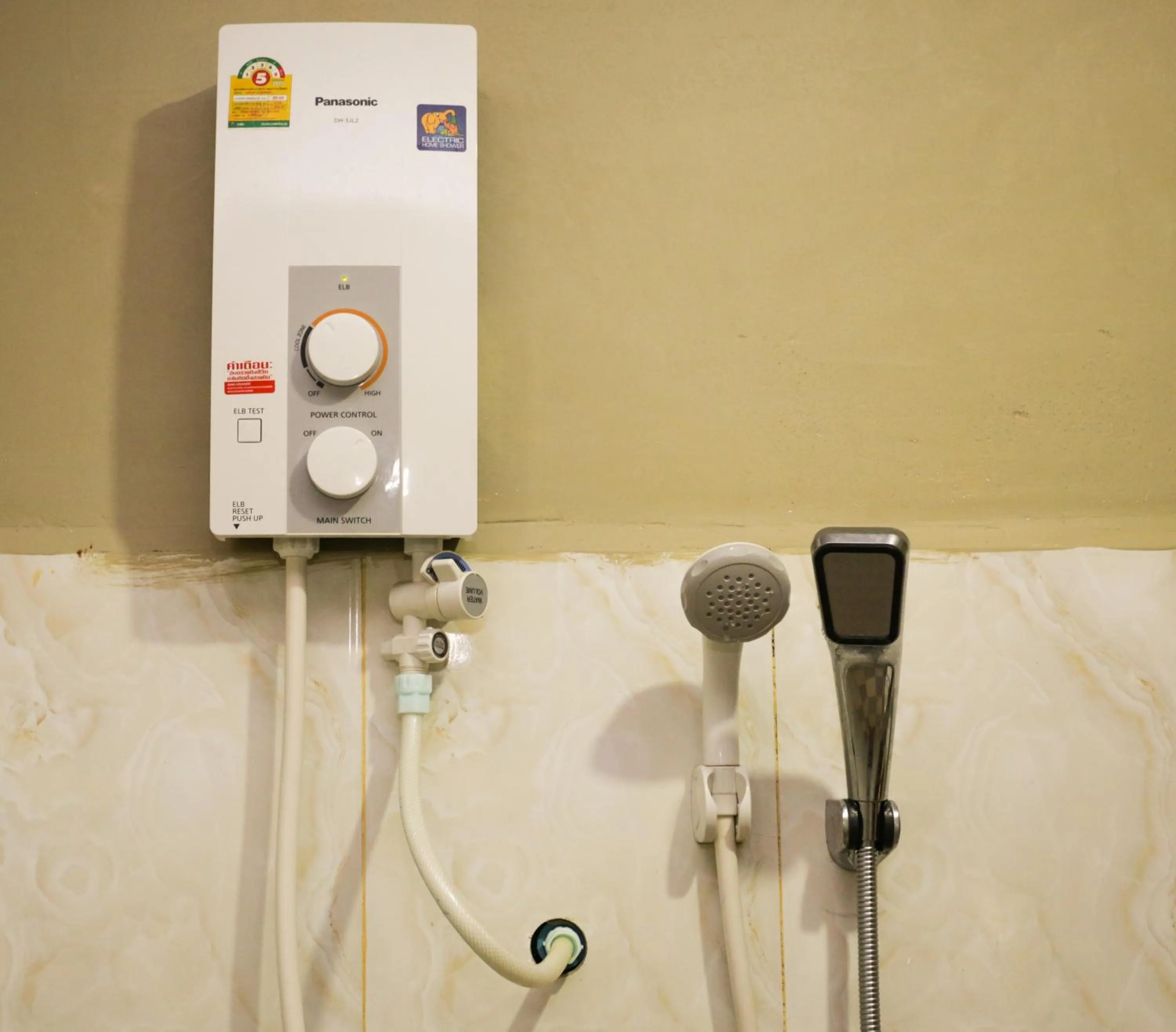 Bathroom in Blue Diamond Hostel