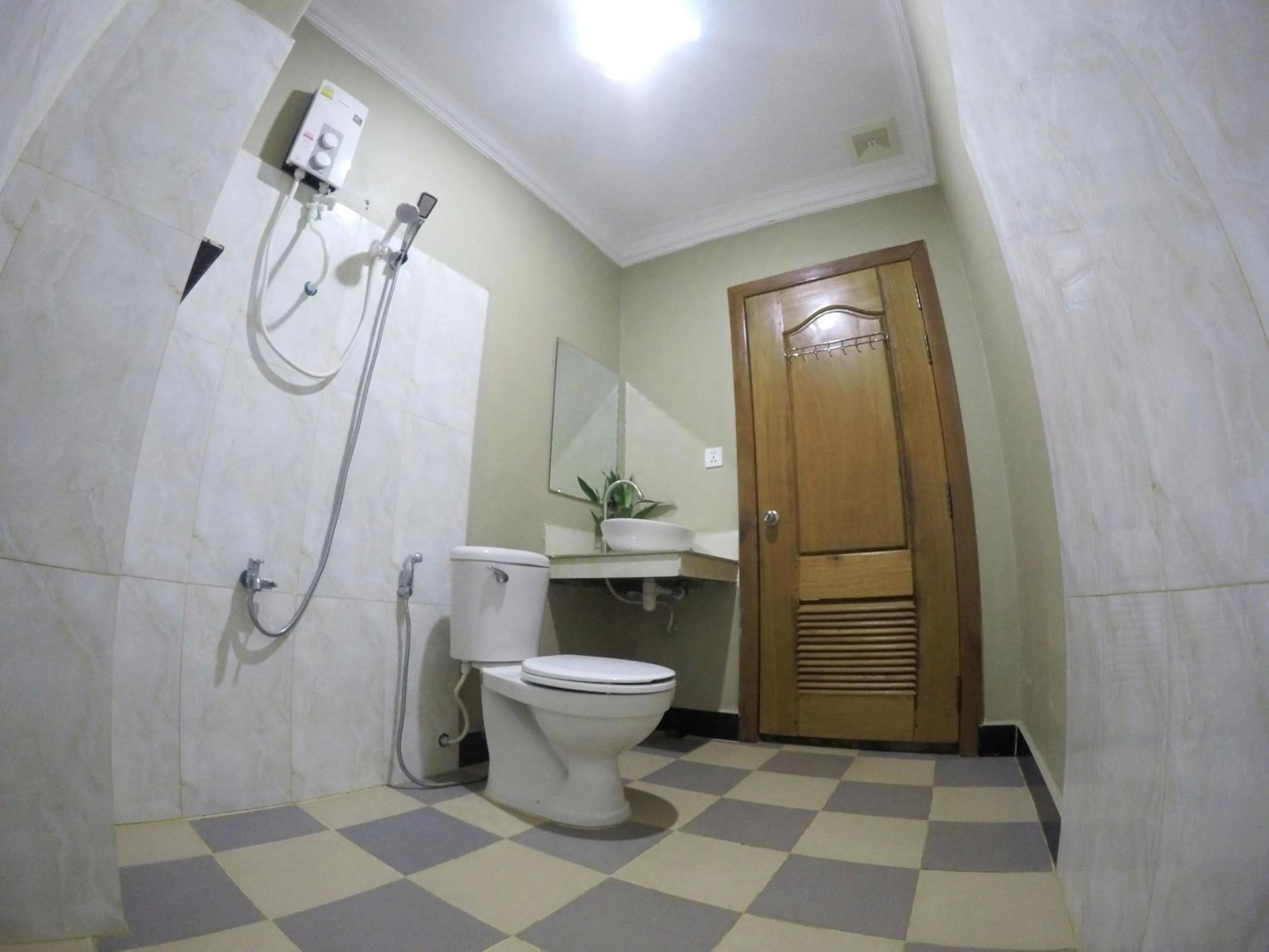 Bathroom in Blue Diamond Hostel