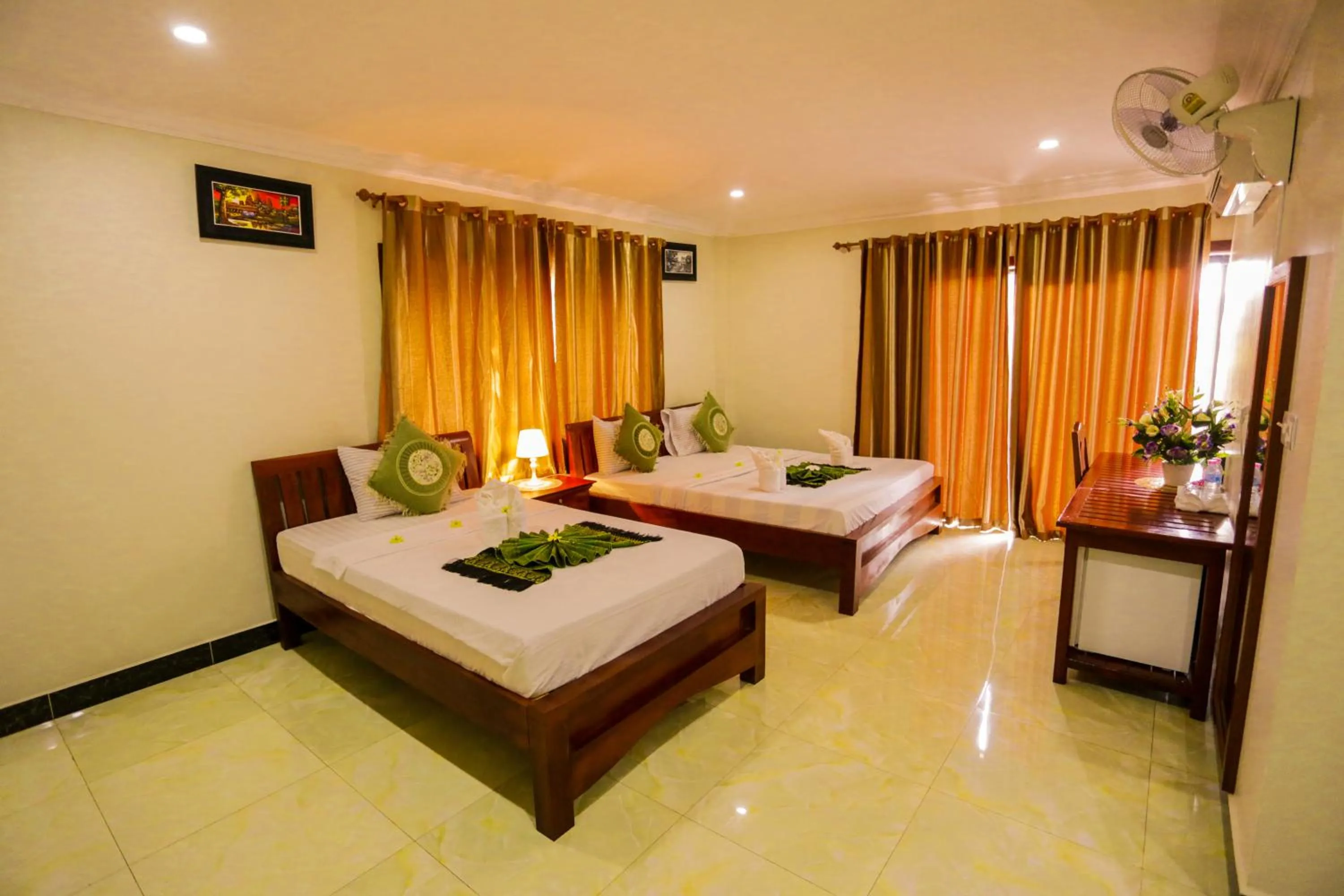 Bedroom, Bed in Blue Diamond Hostel