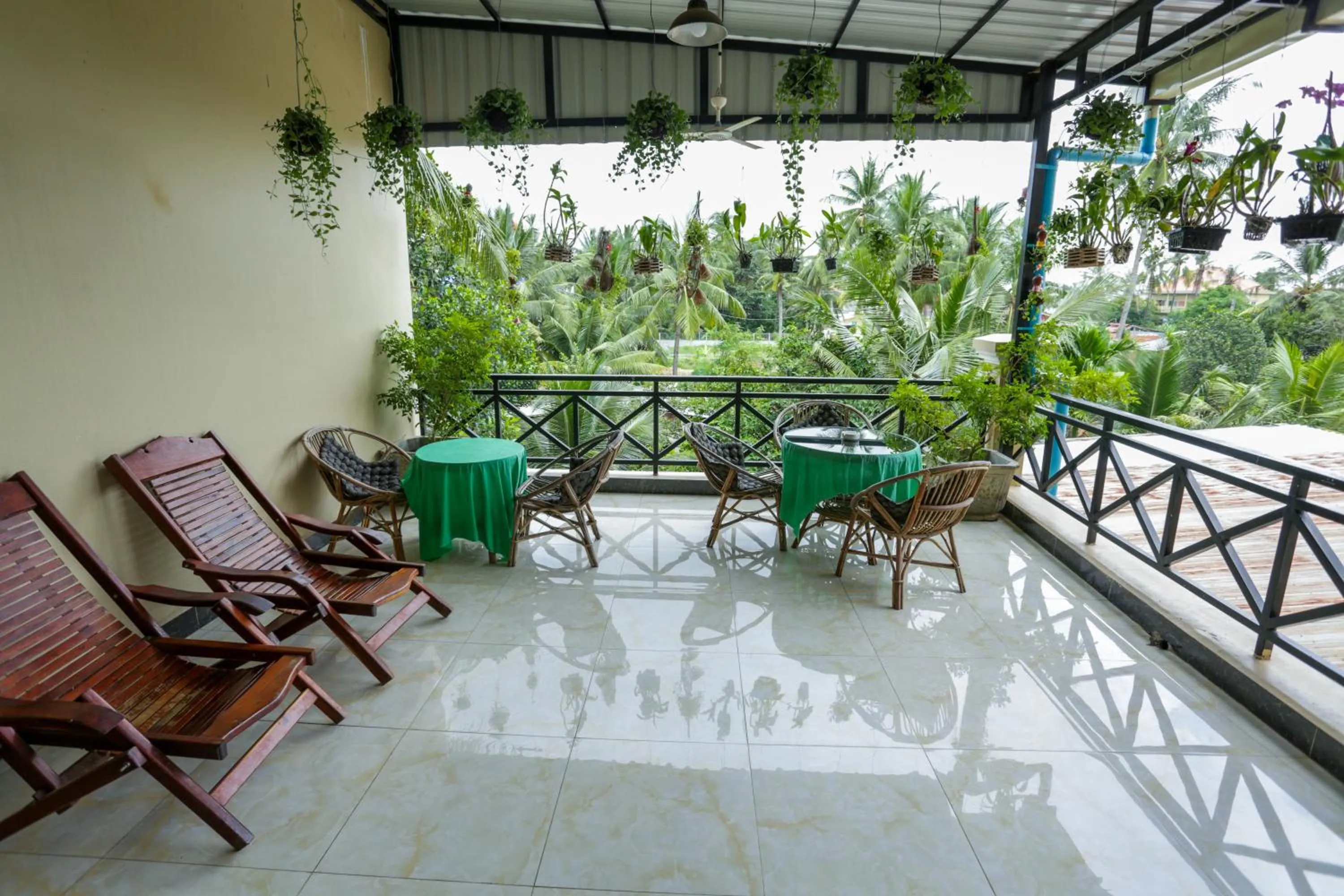 Balcony/Terrace in Blue Diamond Hostel