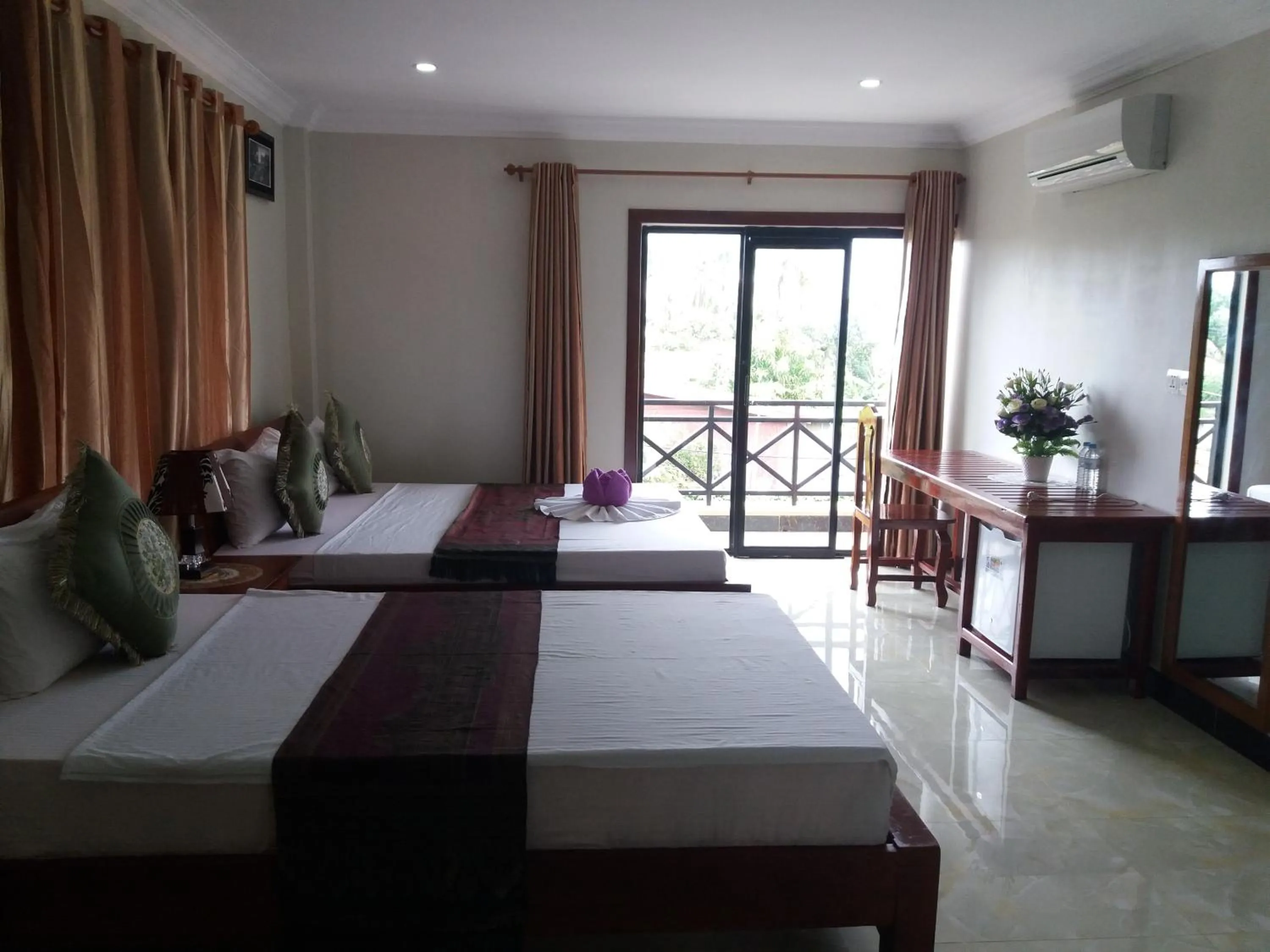 Bedroom, Bed in Blue Diamond Hostel