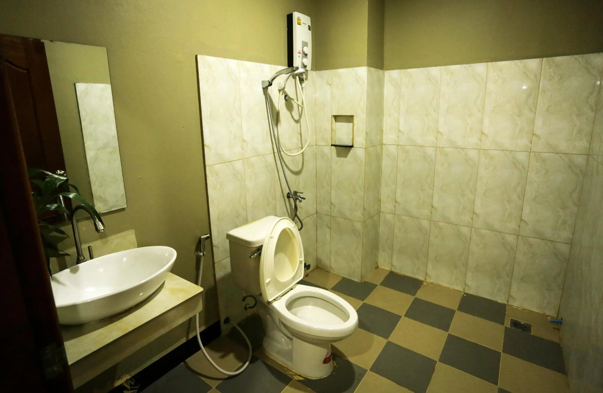 Bathroom in Blue Diamond Hostel