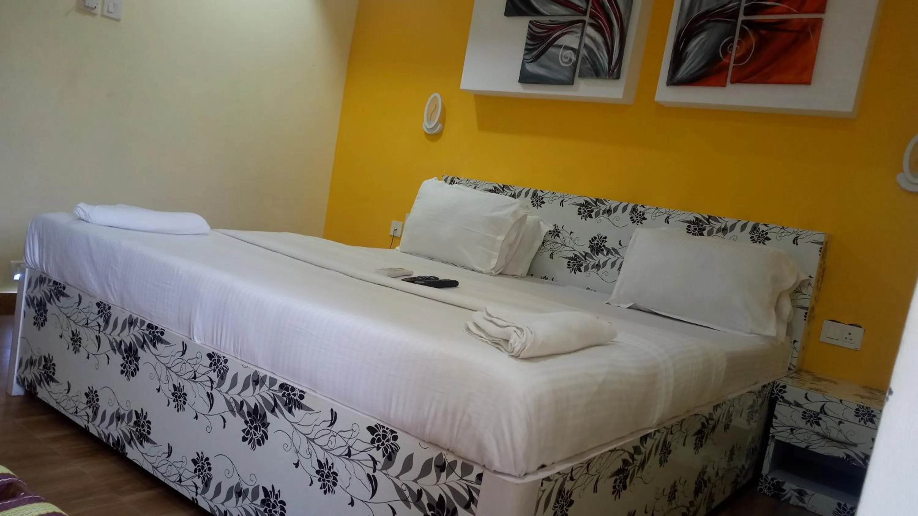 Bed in Hotel Platinum